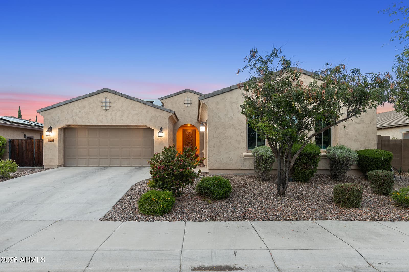 13392 W CREOSOTE Drive, Peoria, AZ 85383 — photo 5 of 57