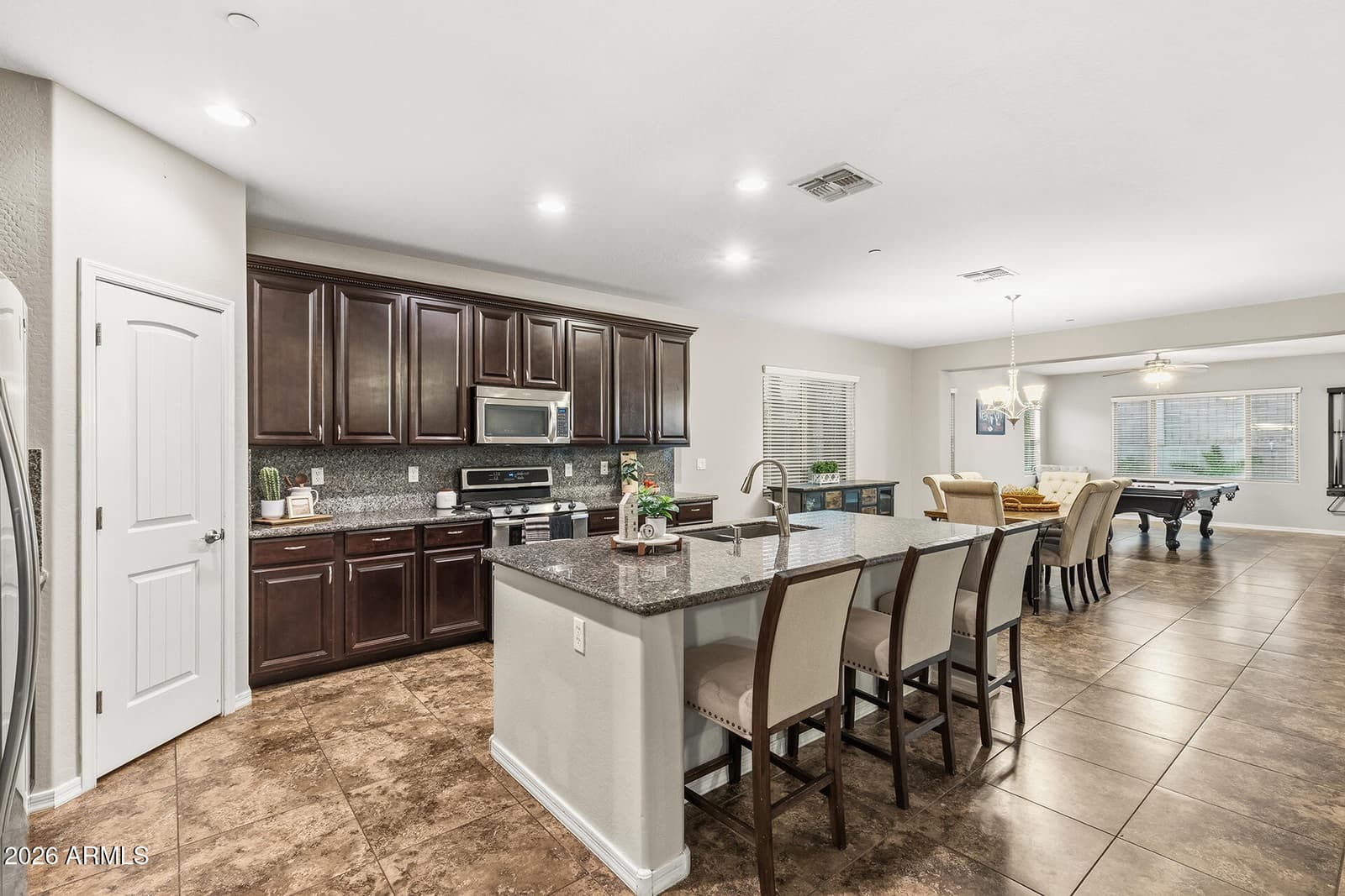 13392 W CREOSOTE Drive, Peoria, AZ 85383 — photo 9 of 57
