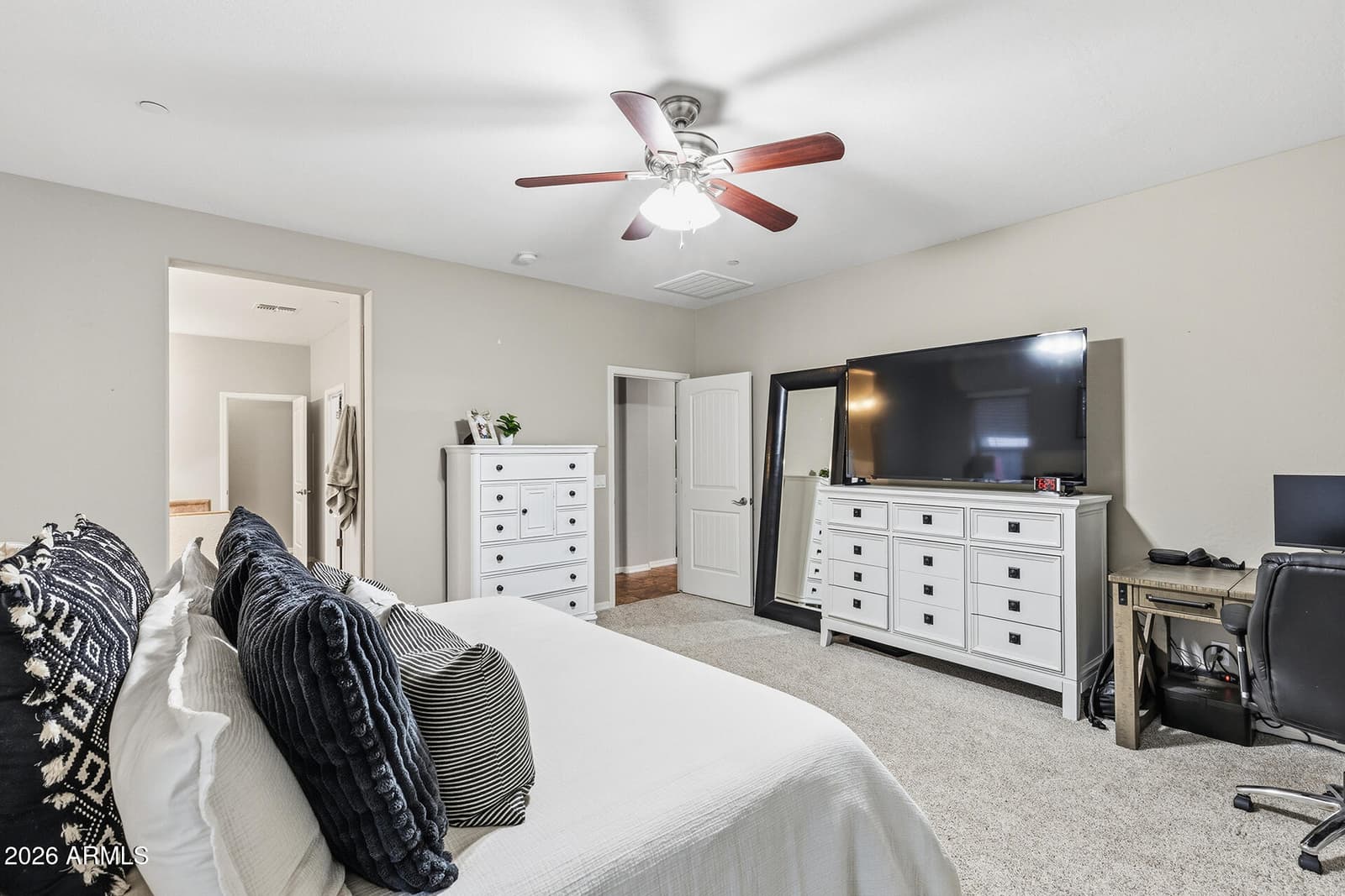 13392 W CREOSOTE Drive, Peoria, AZ 85383 — photo 30 of 57