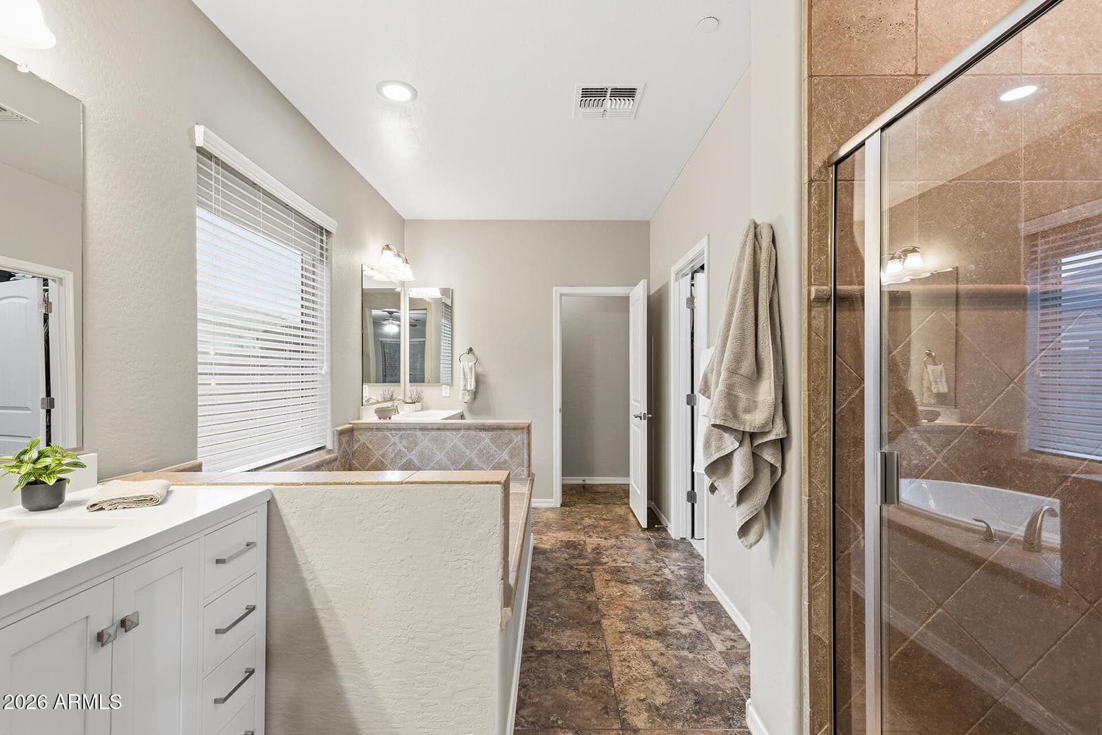 13392 W CREOSOTE Drive, Peoria, AZ 85383 — photo 31 of 57