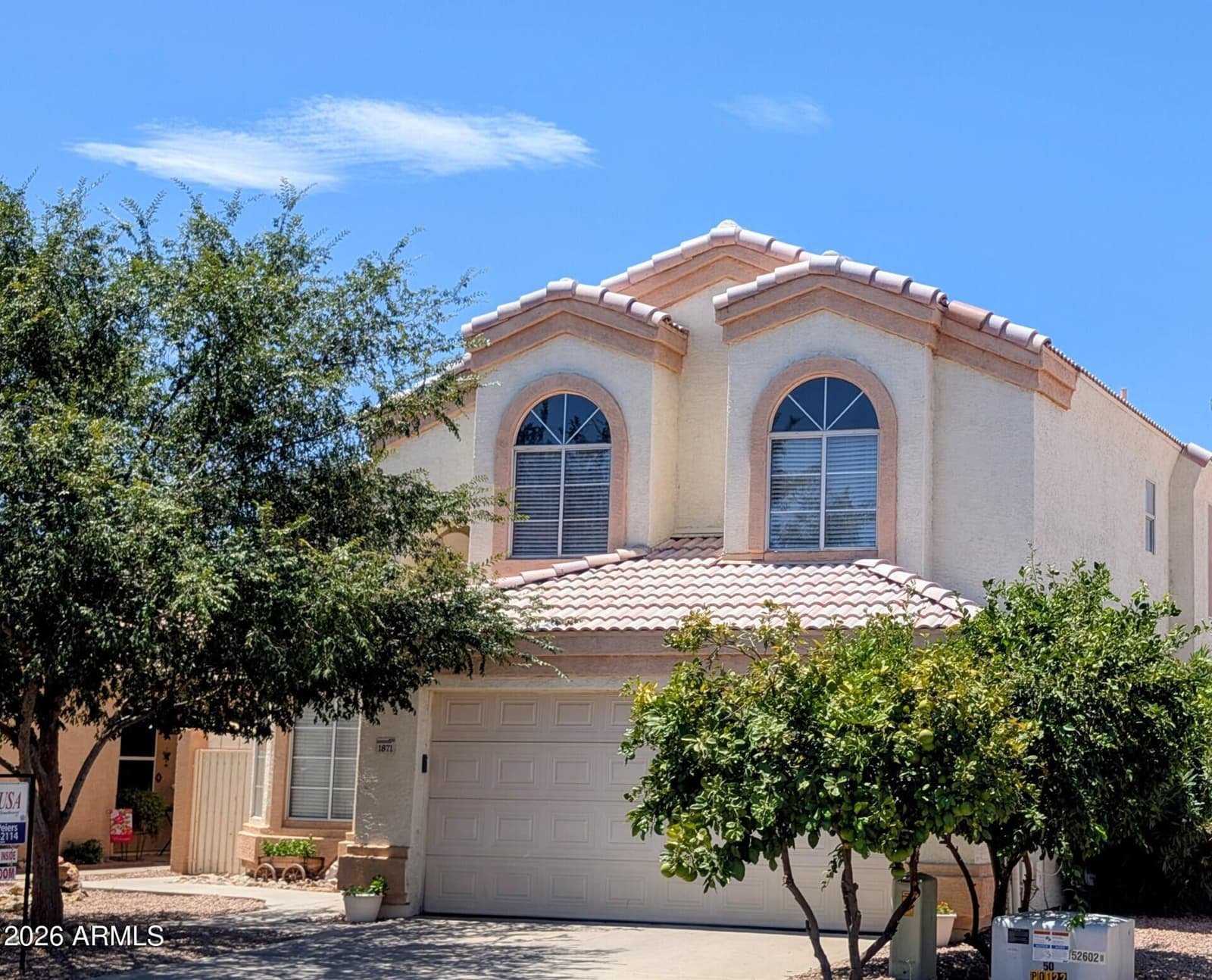 1871 E BUFFALO Street, Chandler, AZ 85225 — photo 1 of 35