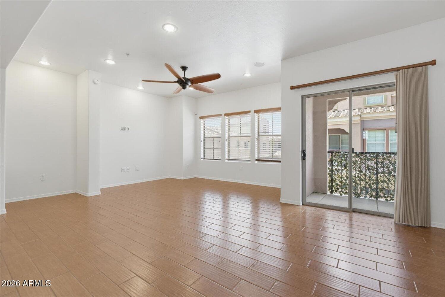 3935 E ROUGH RIDER Road 1056, Phoenix, AZ 85050 — photo 2 of 13