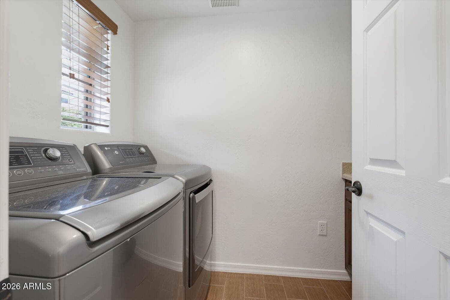 3935 E ROUGH RIDER Road 1056, Phoenix, AZ 85050 — photo 11 of 13