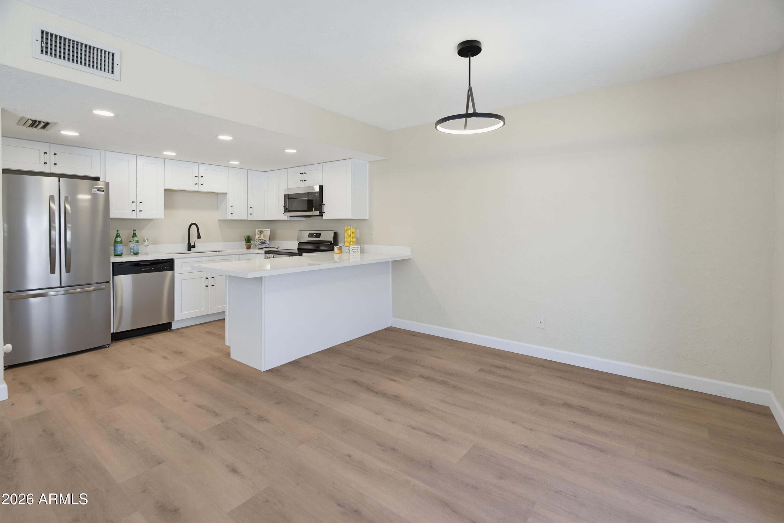 3033 N 39th Street 3, Phoenix, AZ 85018 — photo 9 of 22