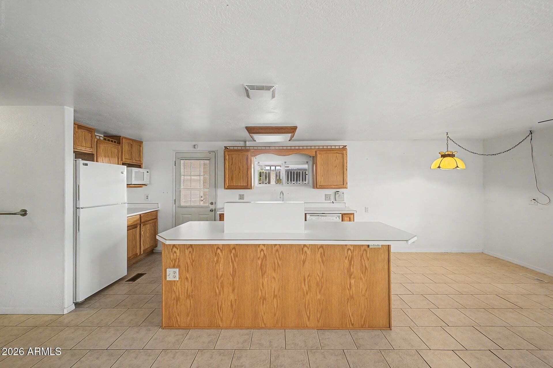 8210 E CALYPSO Avenue, Mesa, AZ 85208 — photo 6 of 29