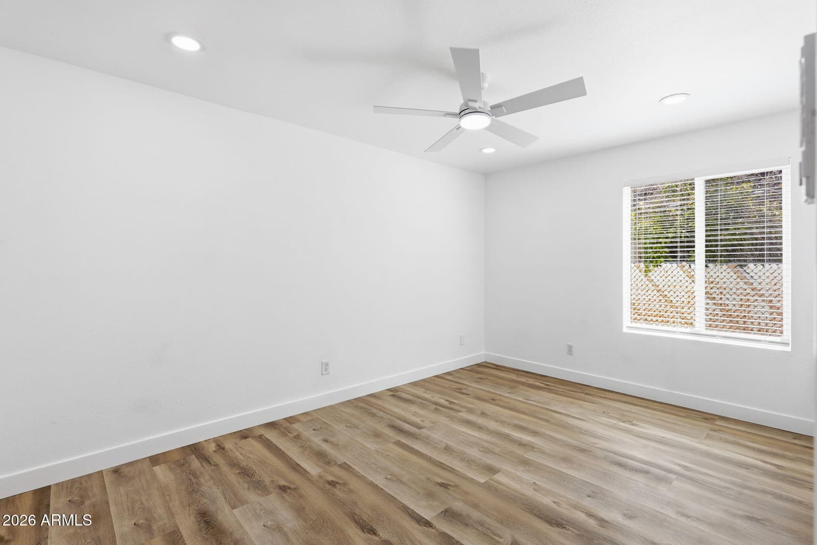 4136 W CARON Street, Phoenix, AZ 85051 — photo 22 of 36