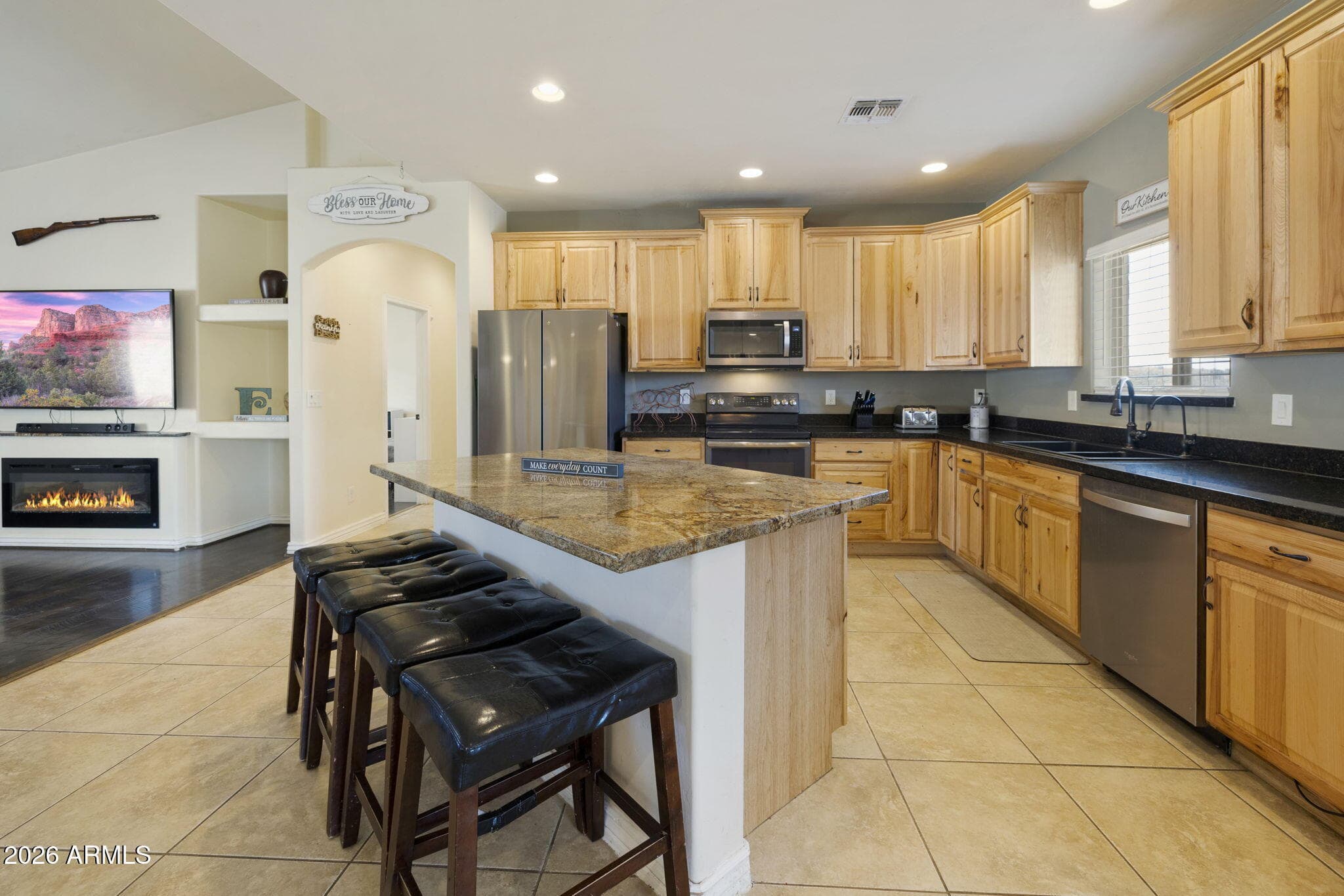 10930 S BANJO Way, Mayer, AZ 86333 — photo 15 of 52