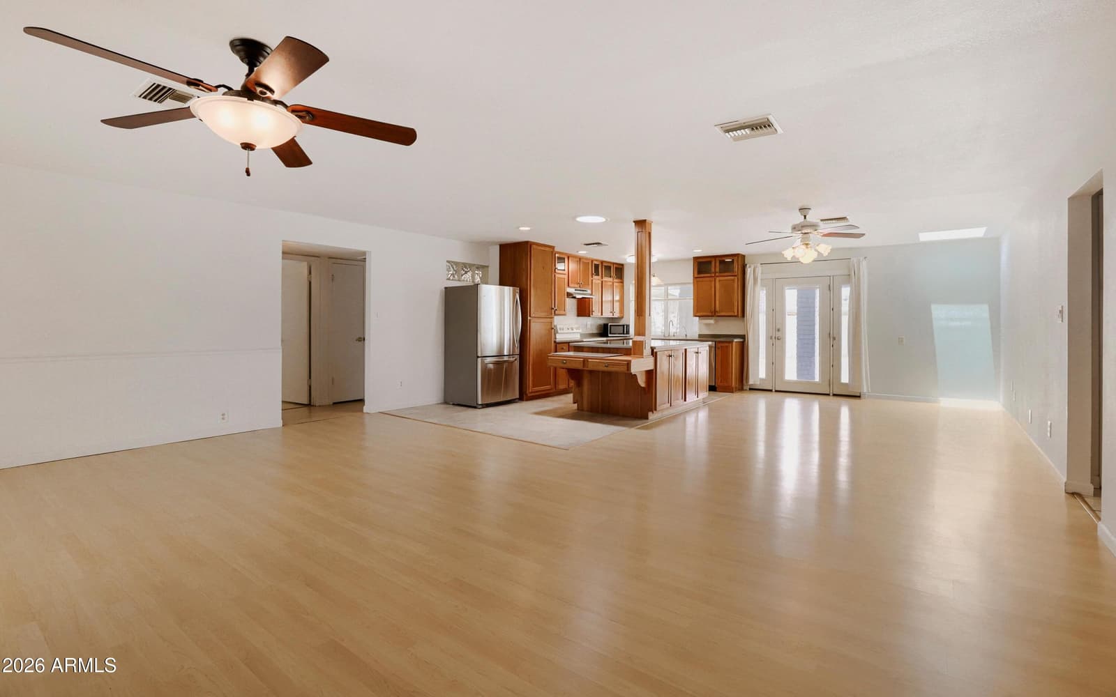 856 E PARADISE Lane, Phoenix, AZ 85022