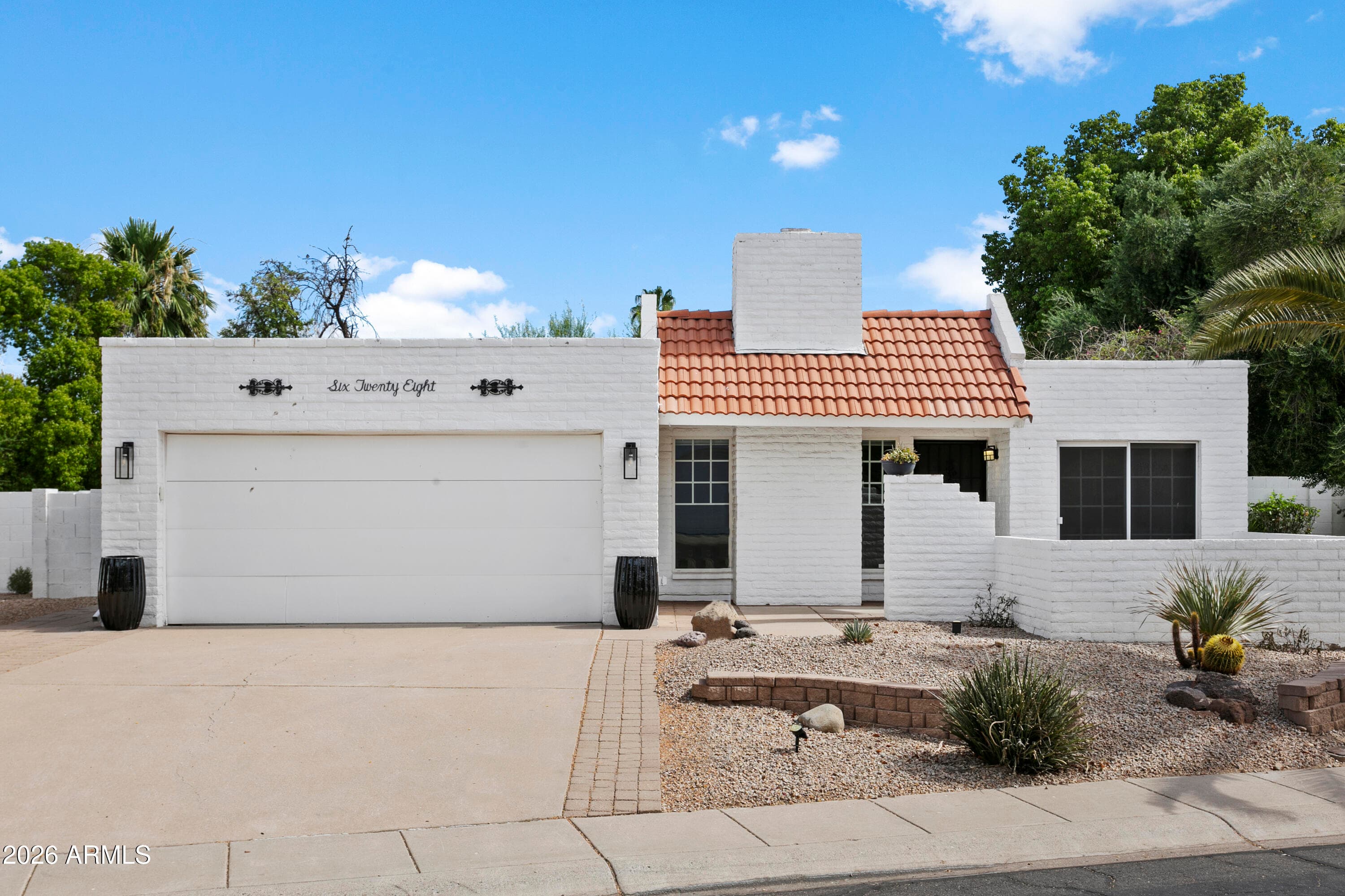 628 E BOCA RATON Road, Phoenix, AZ 85022