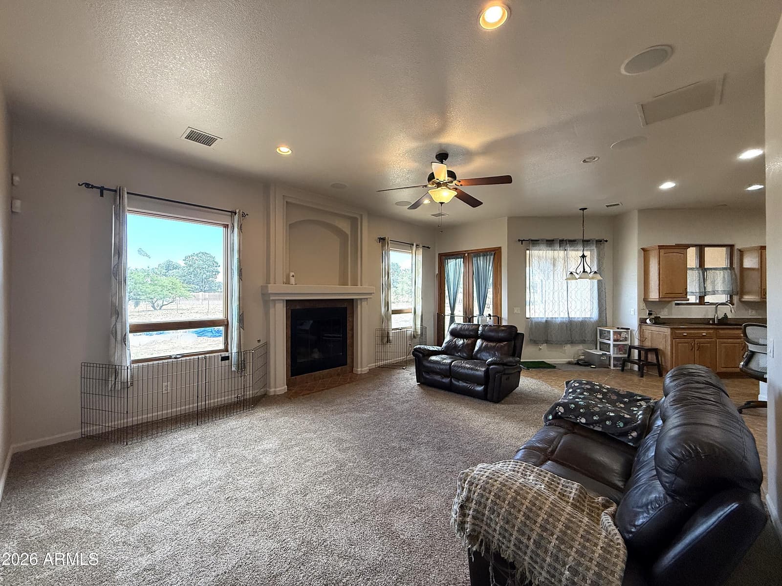 4647 S SHOSHONI Avenue, Sierra Vista, AZ 85650 — photo 6 of 38