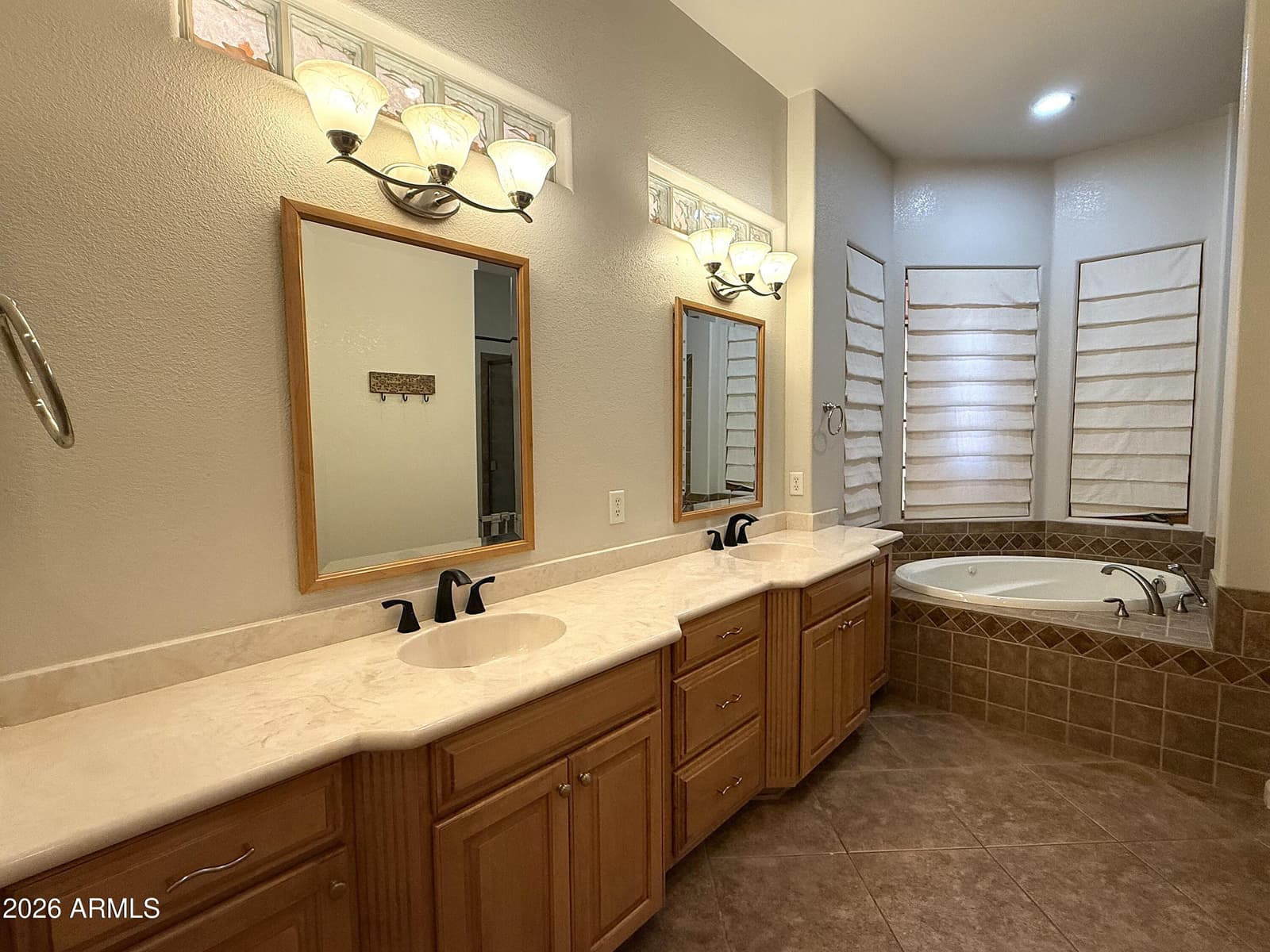 4647 S SHOSHONI Avenue, Sierra Vista, AZ 85650 — photo 15 of 38