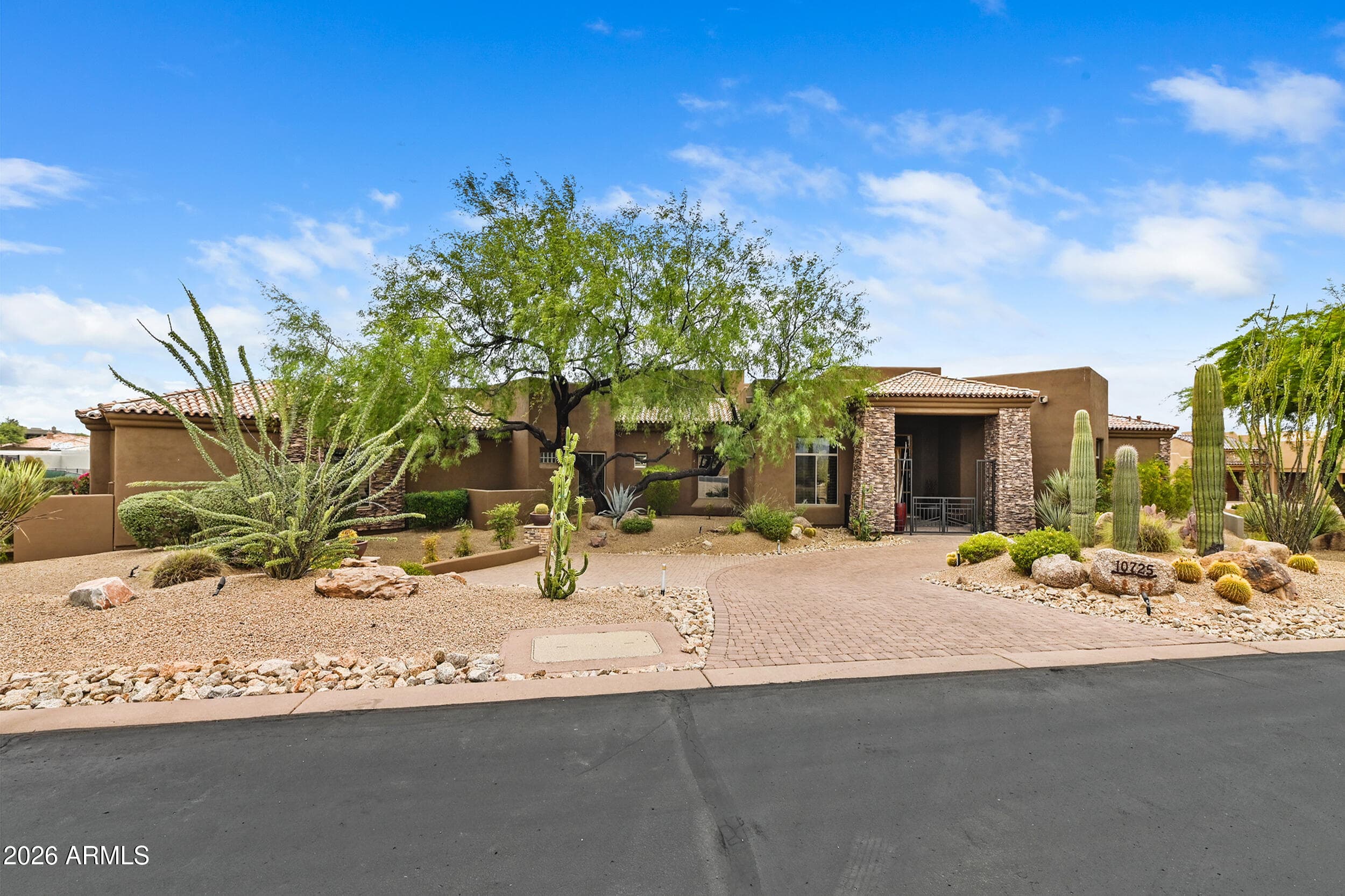 10725 E TROON NORTH Drive, Scottsdale, AZ 85262 — photo 8 of 45