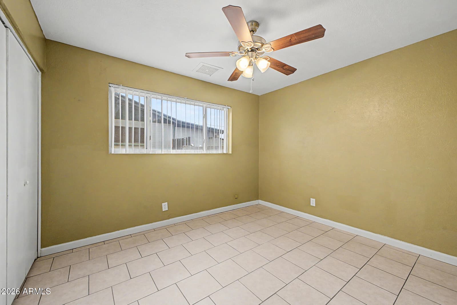 2909 W ASTER Drive, Phoenix, AZ 85029 — photo 12 of 29