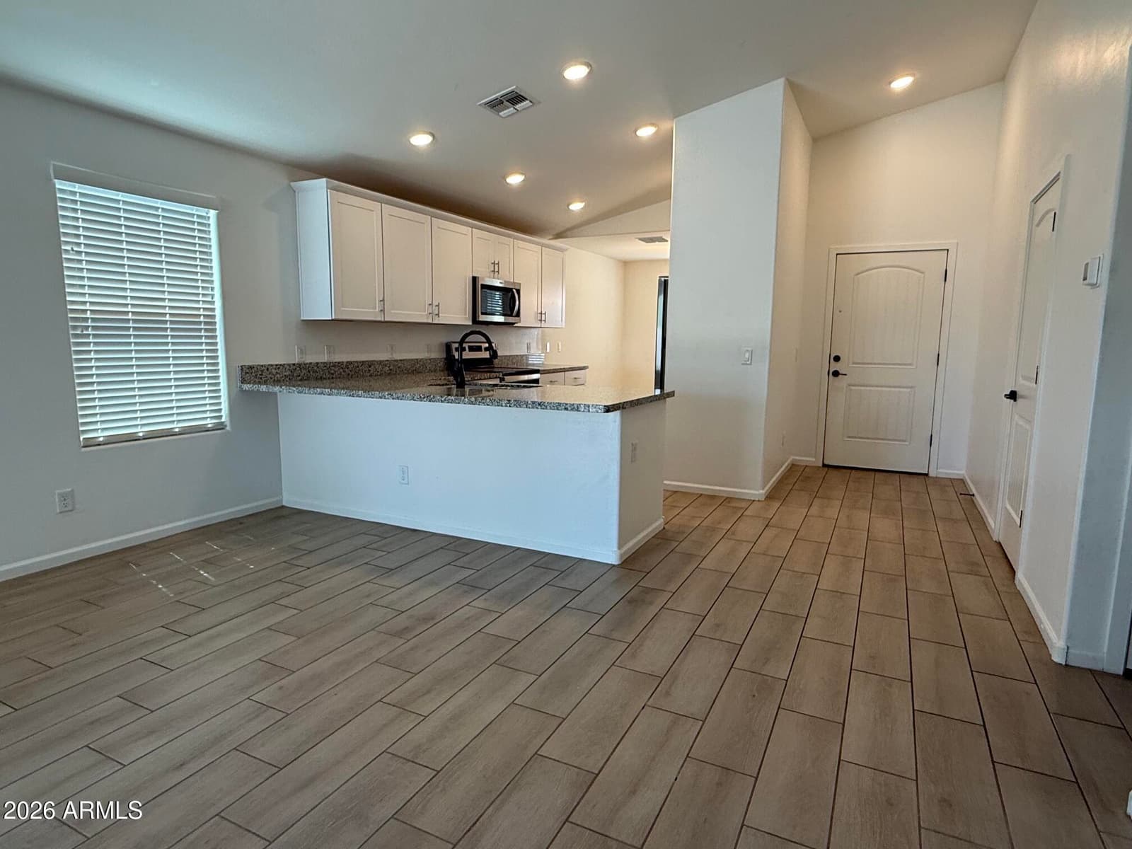 786 W Kingman Drive, Casa Grande, AZ 85122 — photo 14 of 37