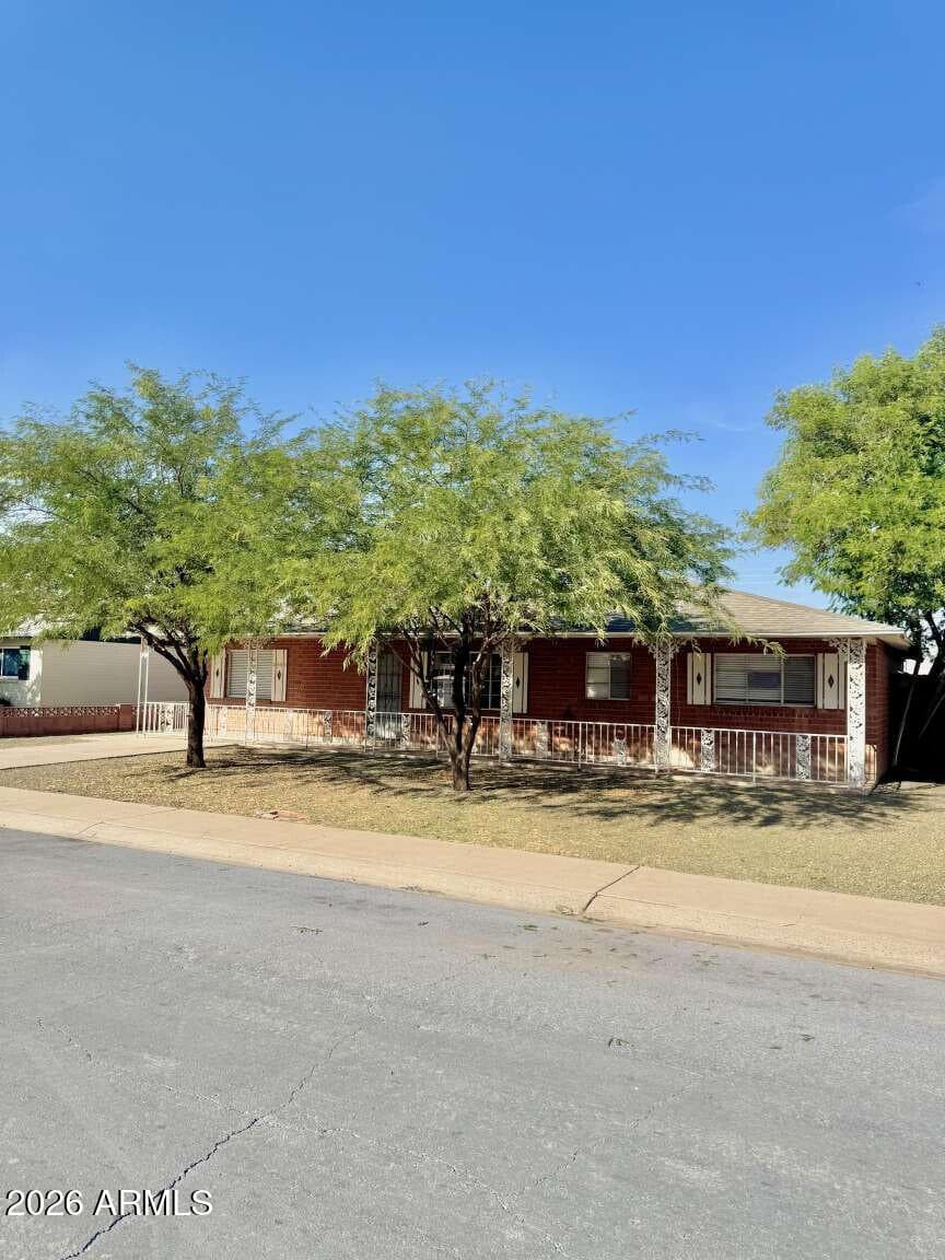 3006 W STELLA Lane, Phoenix, AZ 85017 — photo 4 of 52