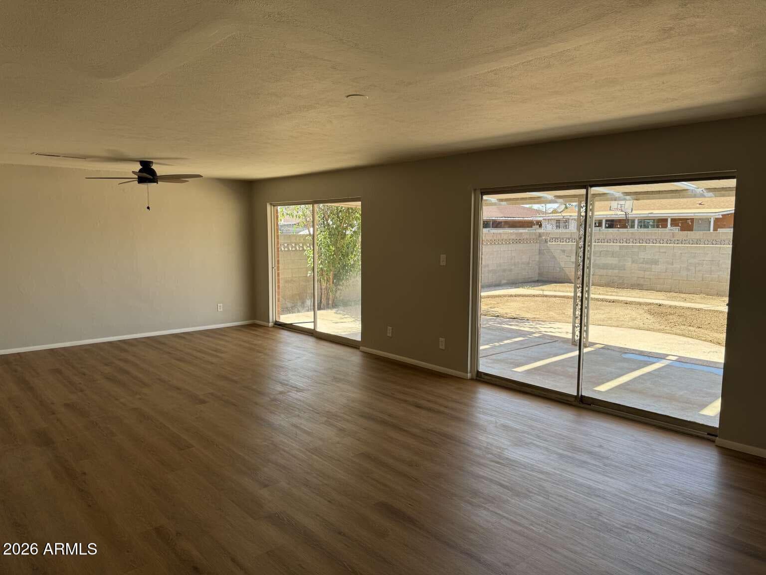 3006 W STELLA Lane, Phoenix, AZ 85017 — photo 9 of 52