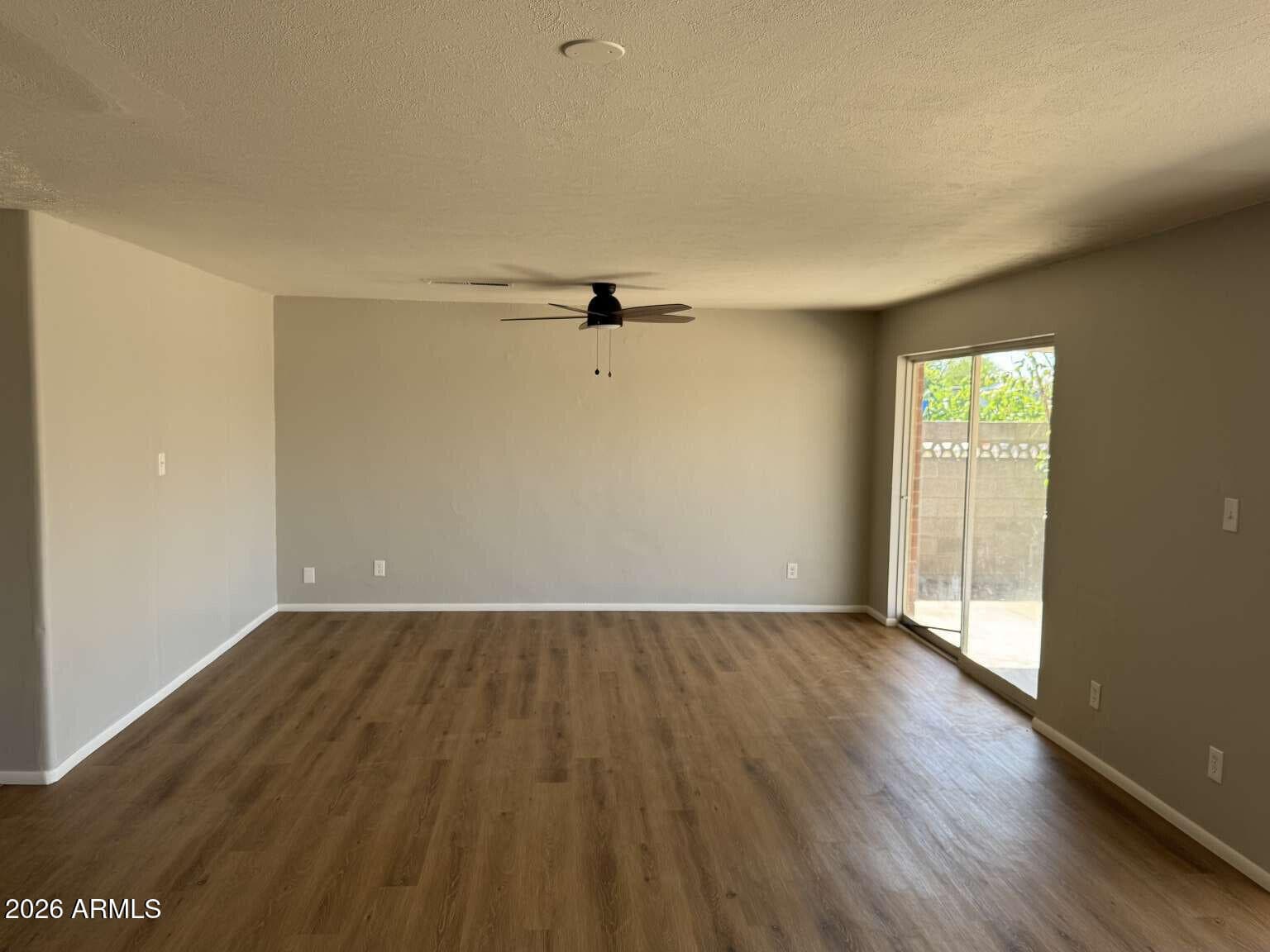 3006 W STELLA Lane, Phoenix, AZ 85017 — photo 10 of 52