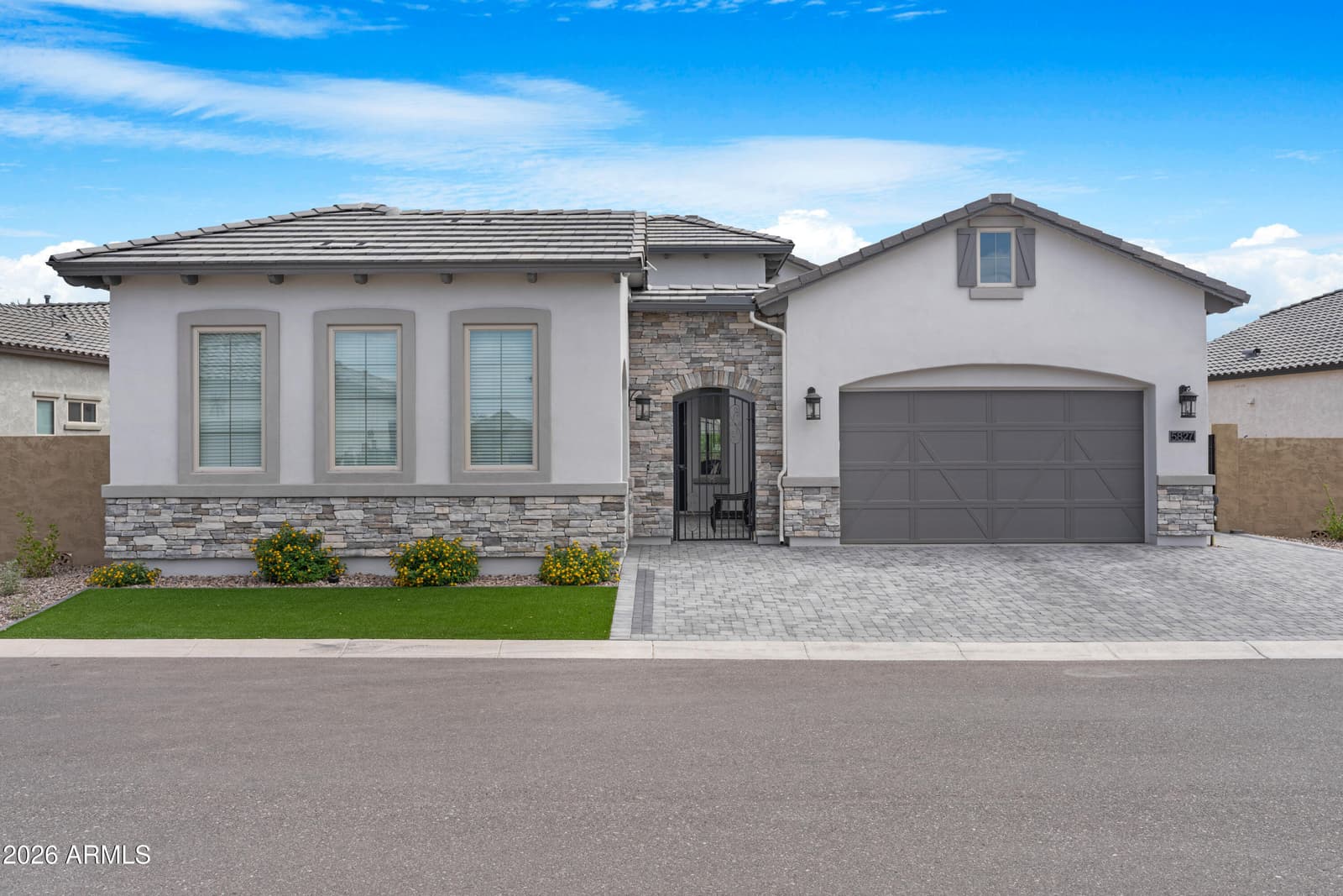 5827 E STAR VALLEY Street, Mesa, AZ 85215