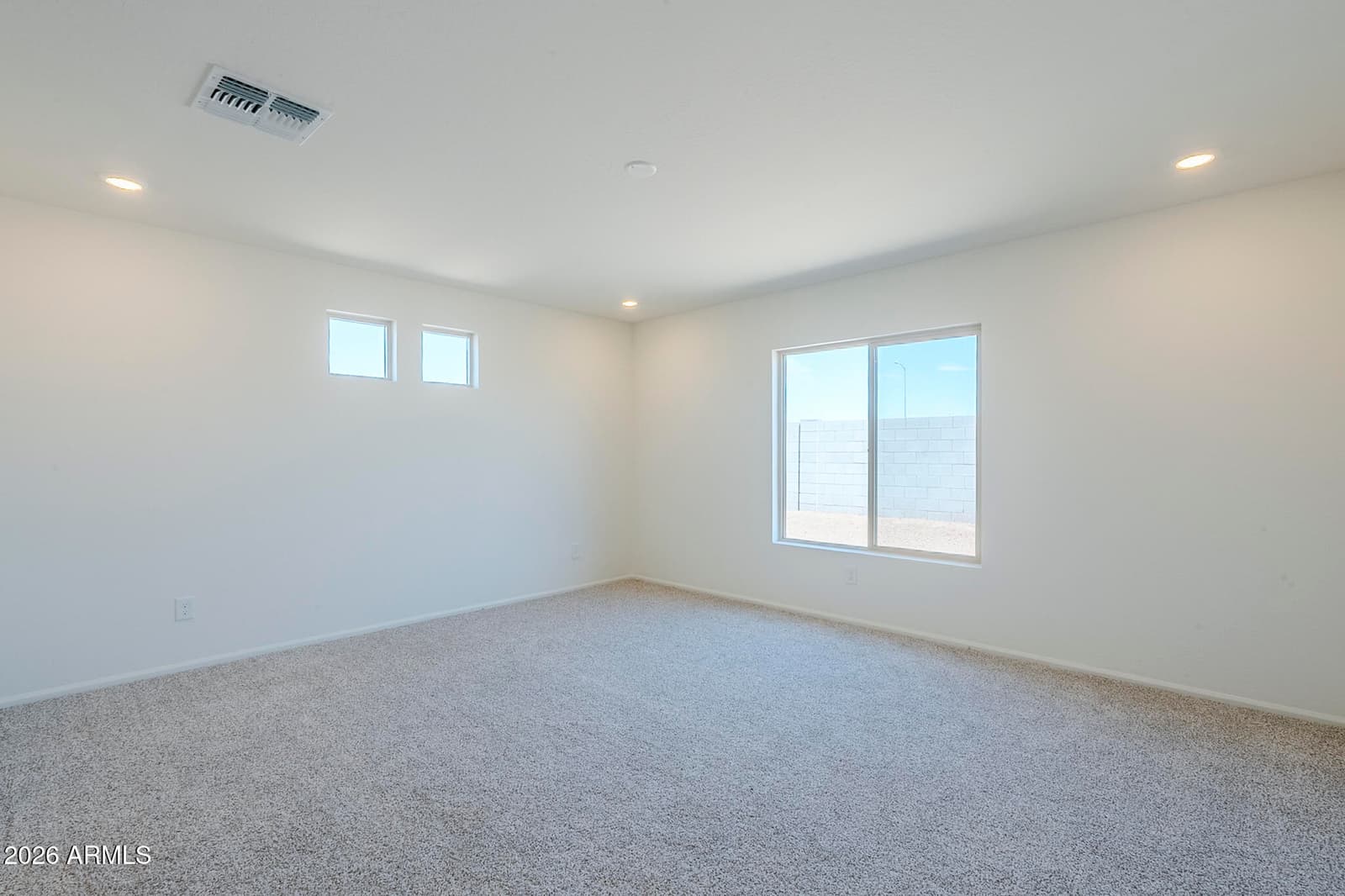 1362 W AZTEC Drive, Coolidge, AZ 85128 — photo 5 of 35