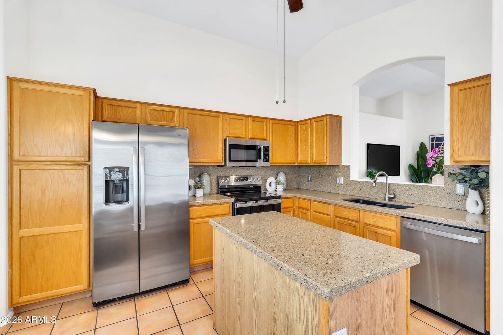 1284 W KINGBIRD Drive, Chandler, AZ 85286 — photo 11 of 38