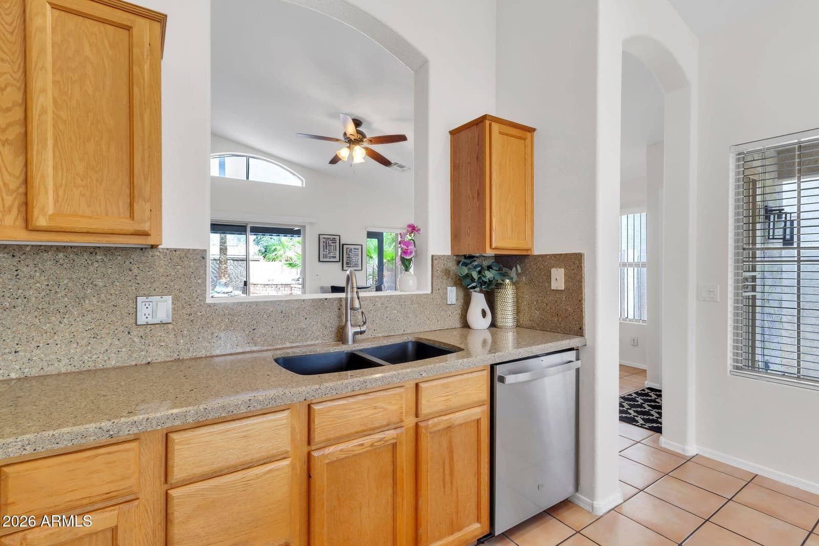 1284 W KINGBIRD Drive, Chandler, AZ 85286 — photo 12 of 38