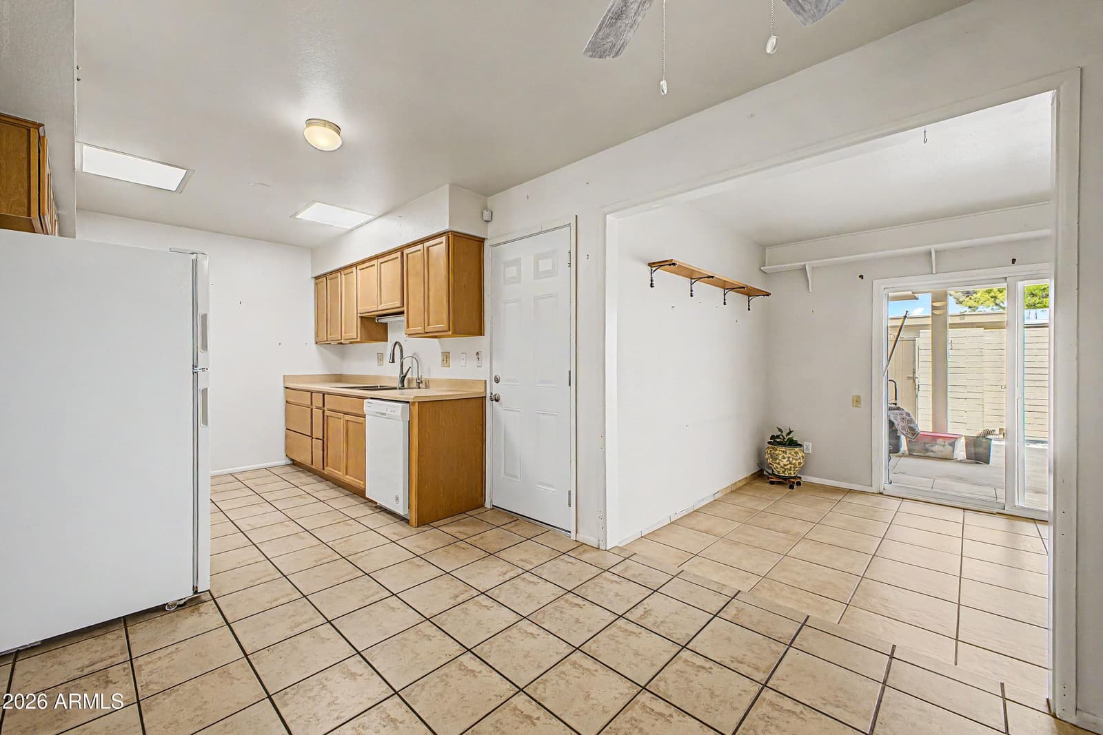 13230 N 99th Drive, Sun City, AZ 85351 — photo 7 of 23