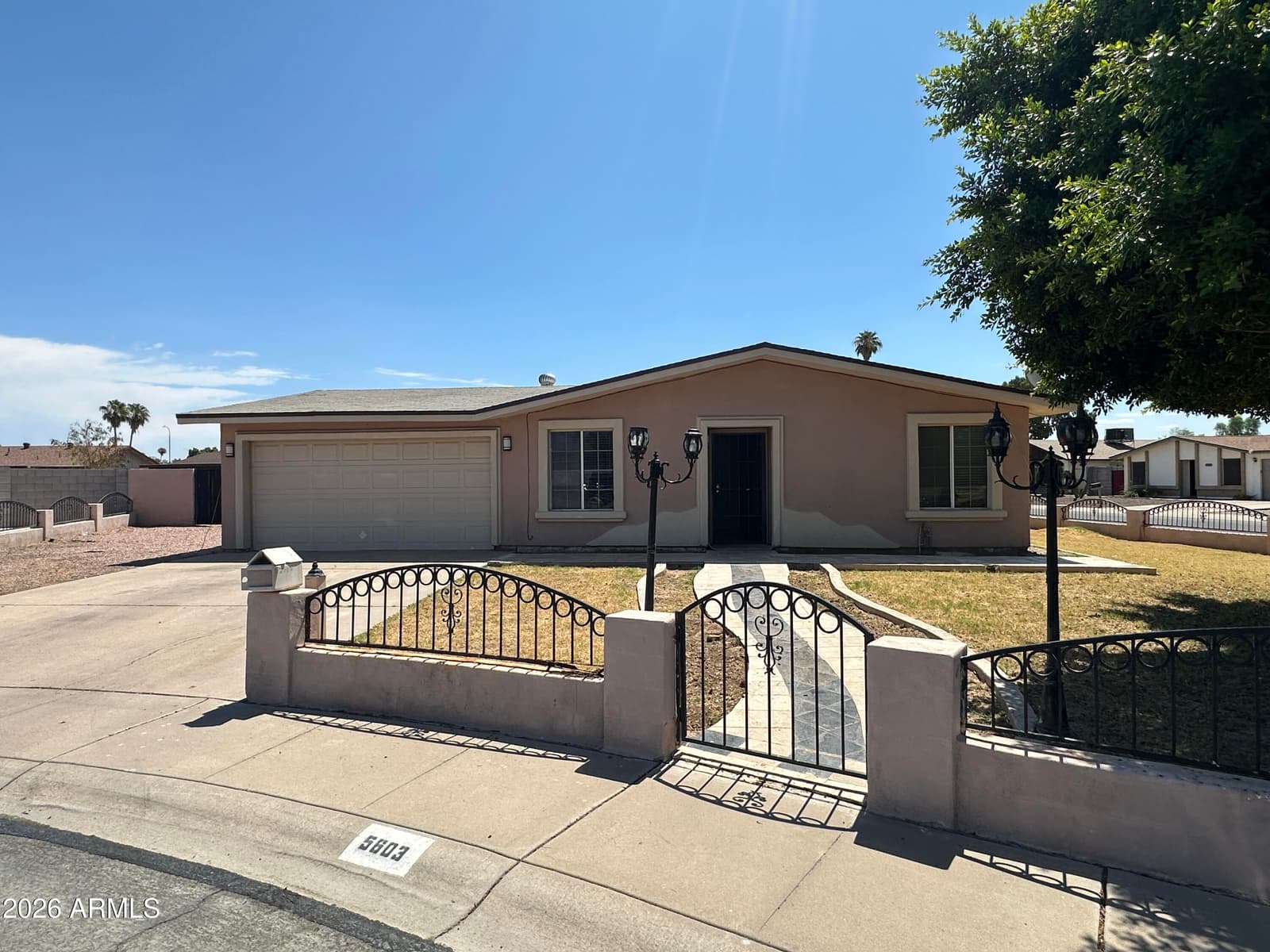 5603 N 69th Lane, Glendale, AZ 85303 — photo 1 of 37