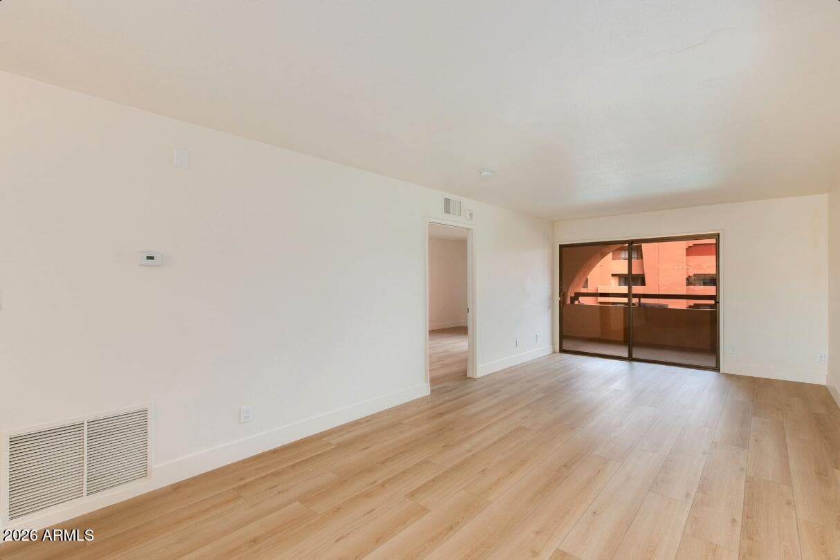 12222 N PARADISE VILLAGE Parkway S 247, Phoenix, AZ 85032 — photo 4 of 31