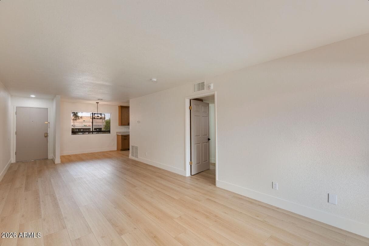 12222 N PARADISE VILLAGE Parkway S 247, Phoenix, AZ 85032 — photo 6 of 31