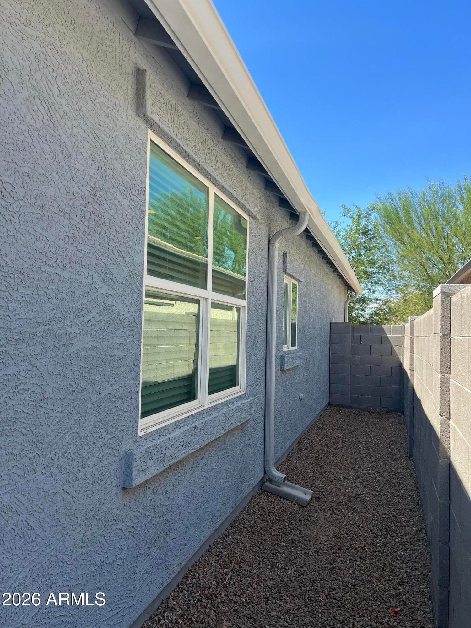 7833 W KERBY Avenue, Phoenix, AZ 85043 — photo 26 of 30