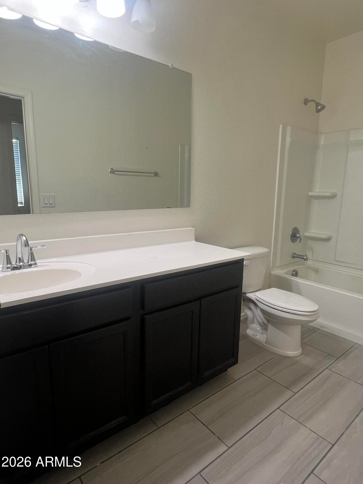 7833 W KERBY Avenue, Phoenix, AZ 85043 — photo 15 of 30