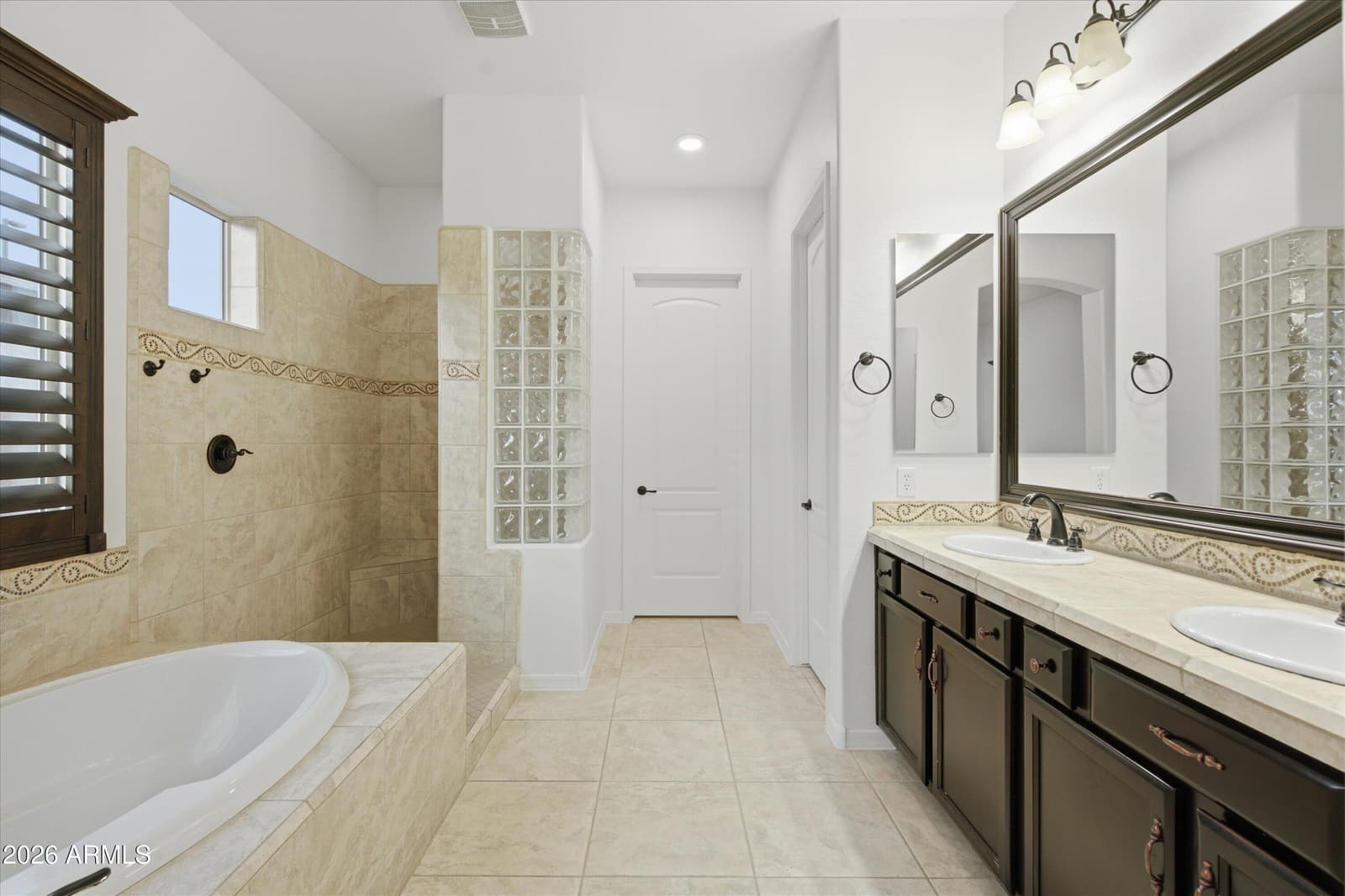 6602 S BRIDAL VAIL Drive, Gilbert, AZ 85298 — photo 18 of 43