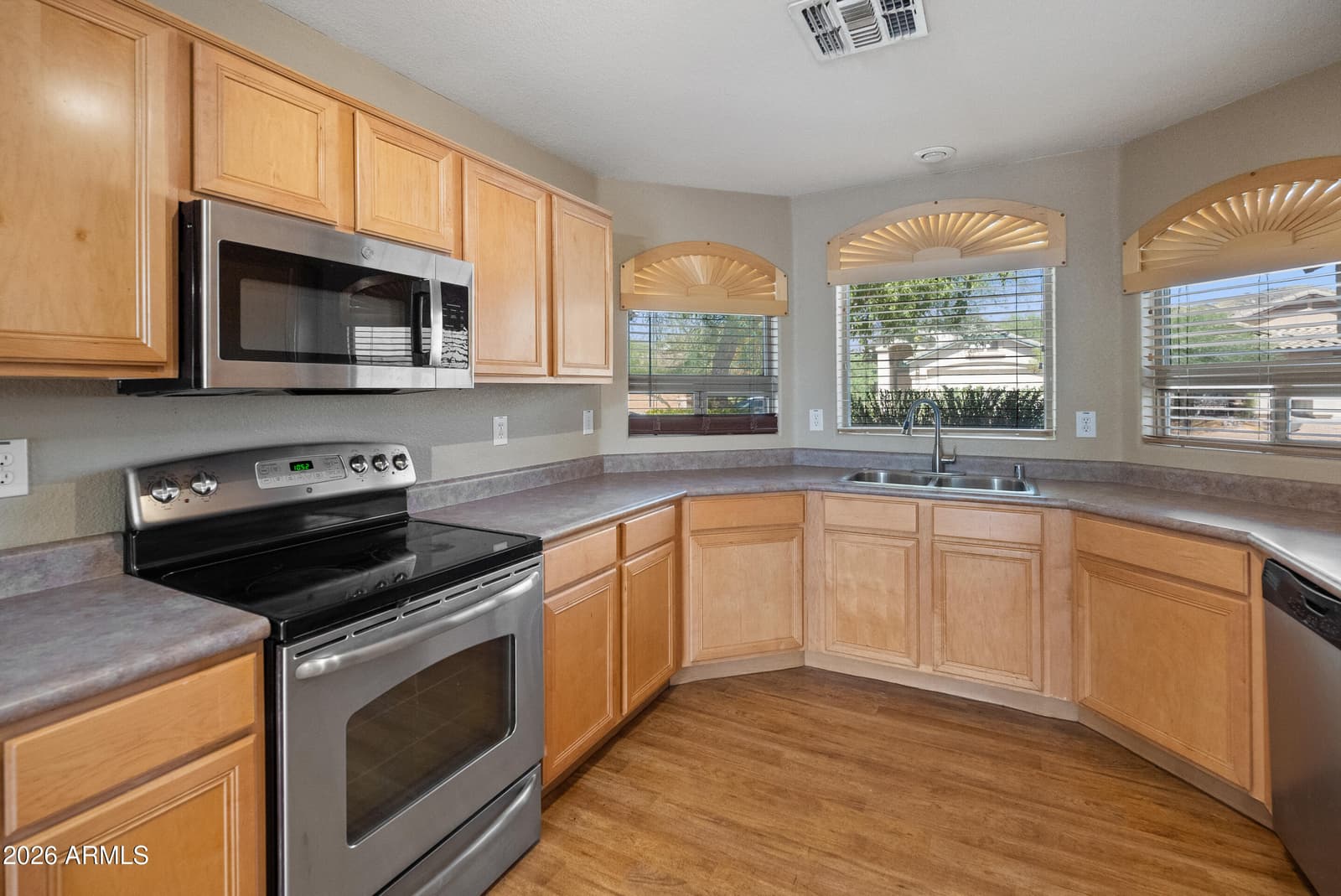 29212 N 22ND Lane, Phoenix, AZ 85085 — photo 3 of 18