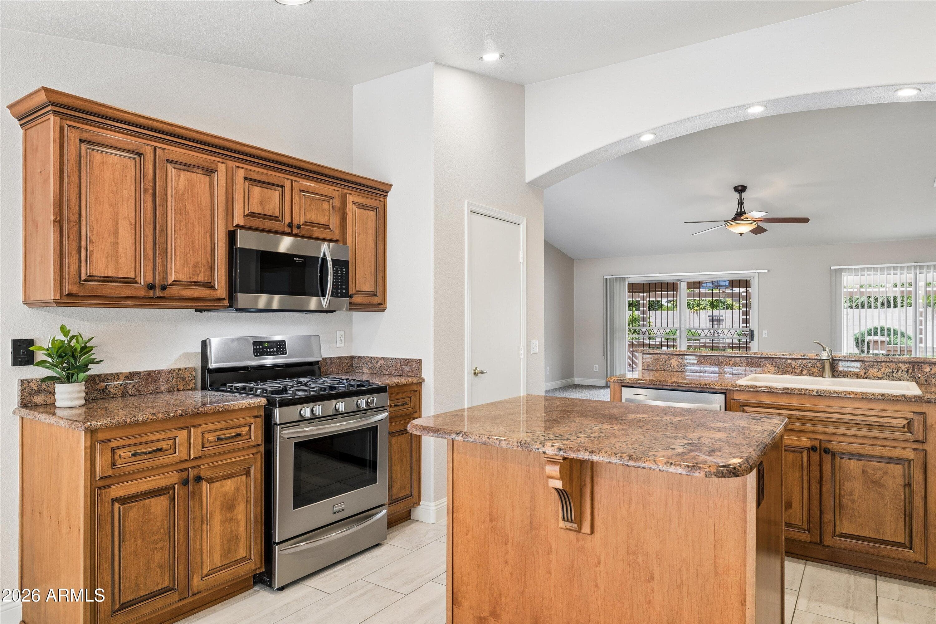 4050 N 155TH Drive, Goodyear, AZ 85395 — photo 11 of 46