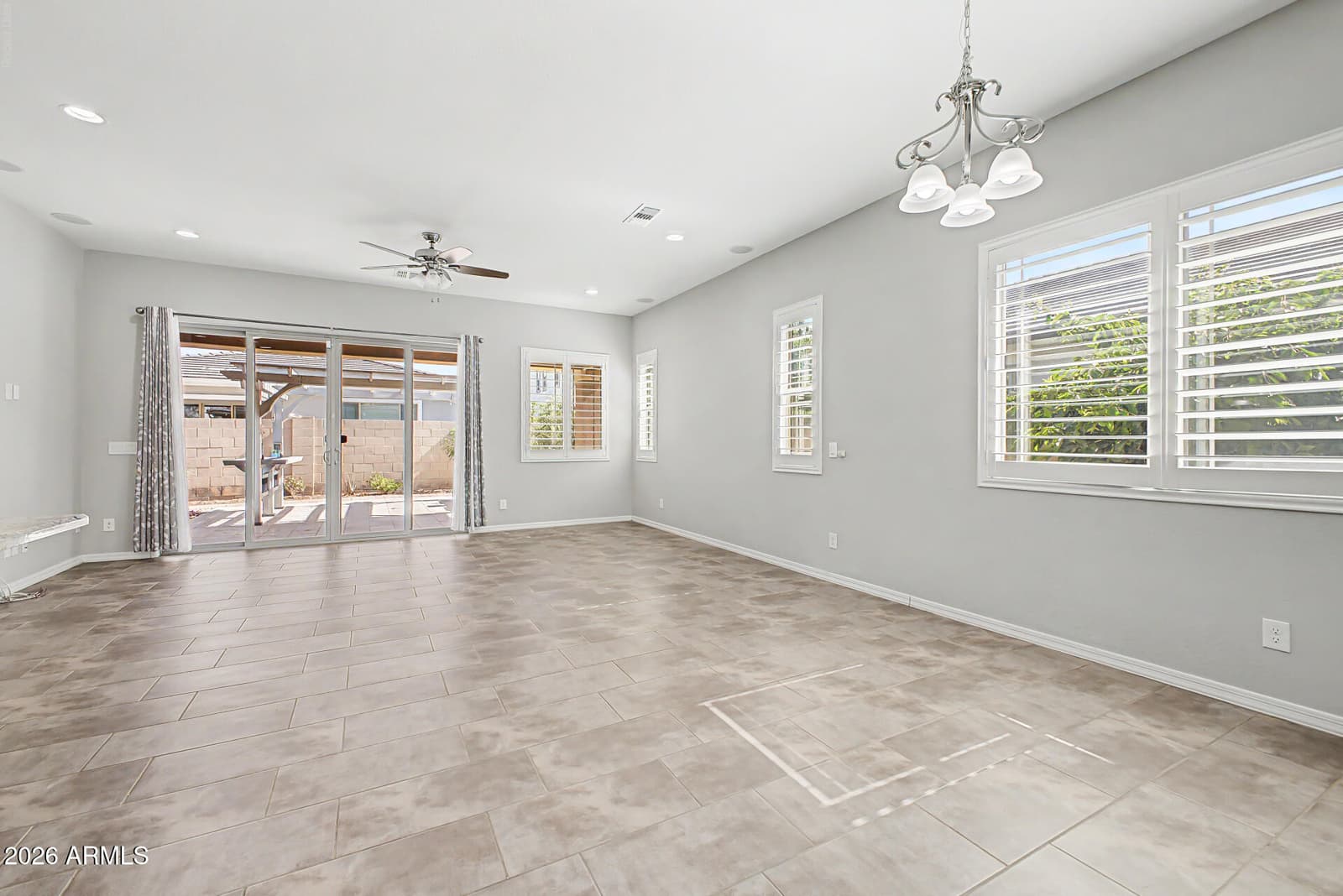 3037 E SAGEBRUSH Street, Gilbert, AZ 85296 — photo 9 of 35