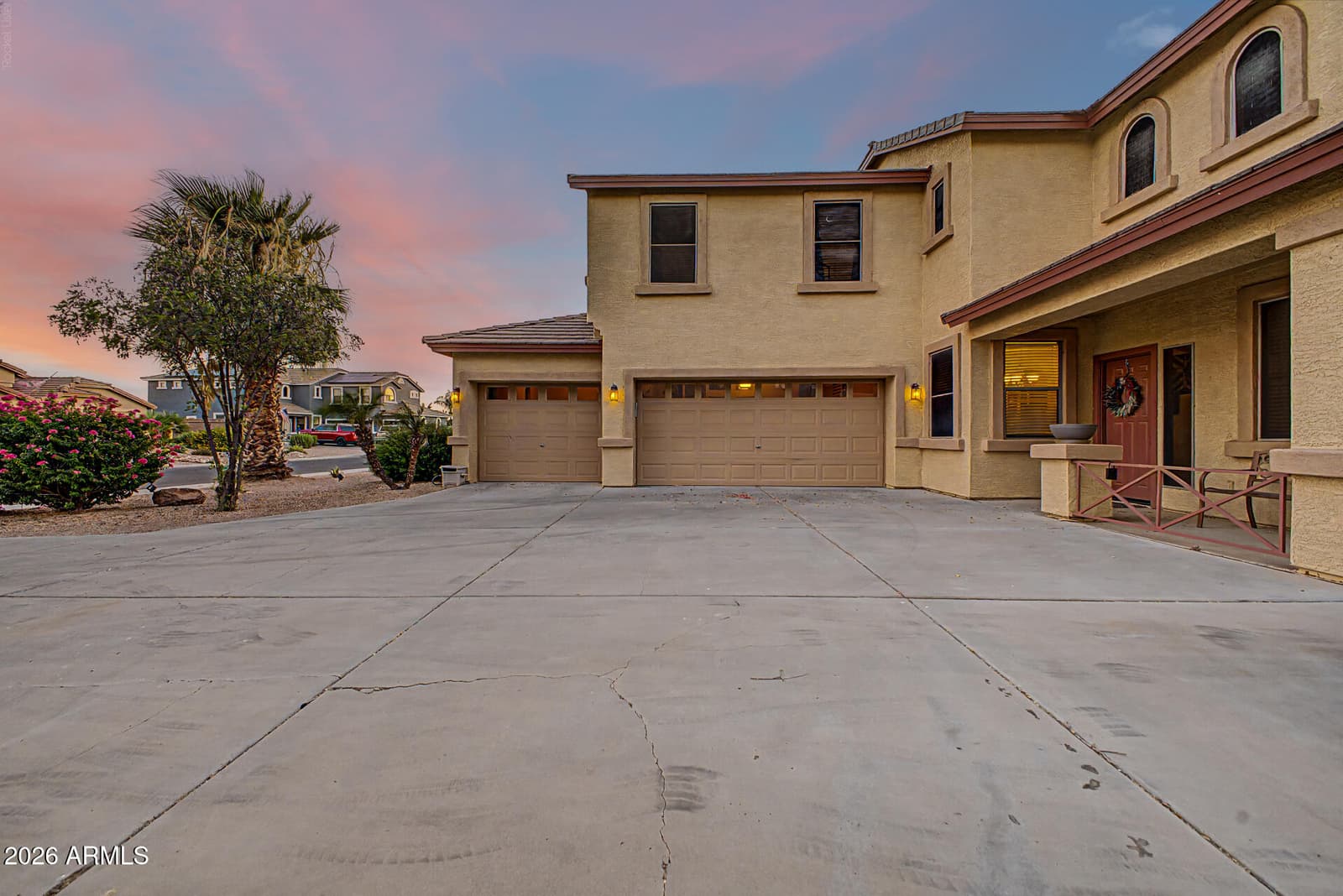 946 W GASCON Road, San Tan Valley, AZ 85143 — photo 2 of 40