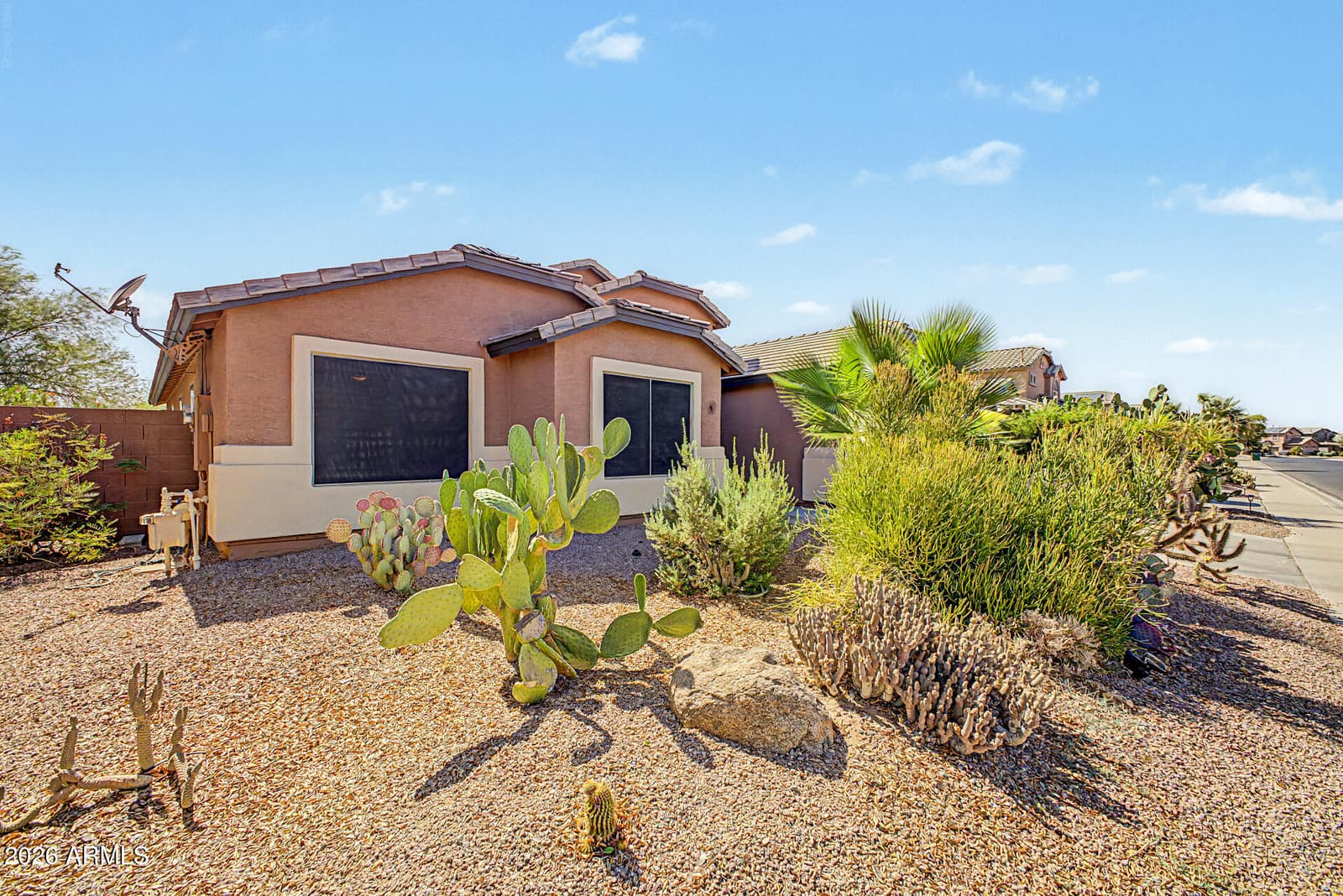 22094 N VARGAS Drive, Maricopa, AZ 85138 — photo 3 of 39