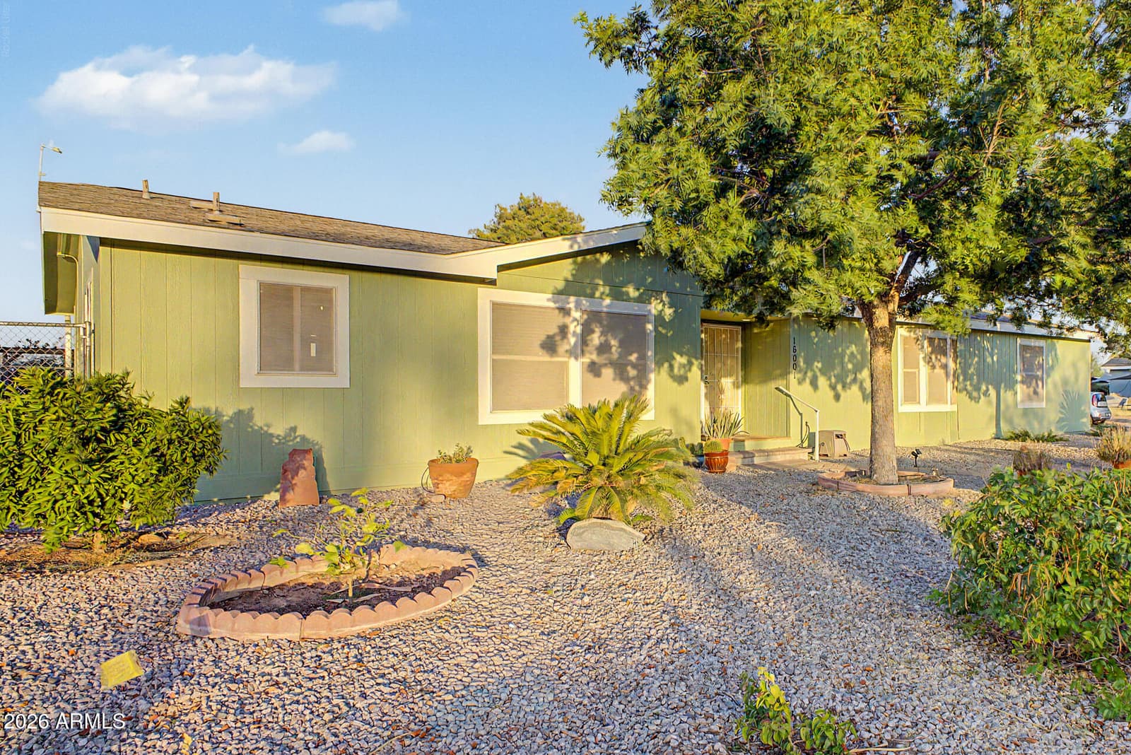16001 N 70TH Drive, Peoria, AZ 85382 — photo 4 of 39