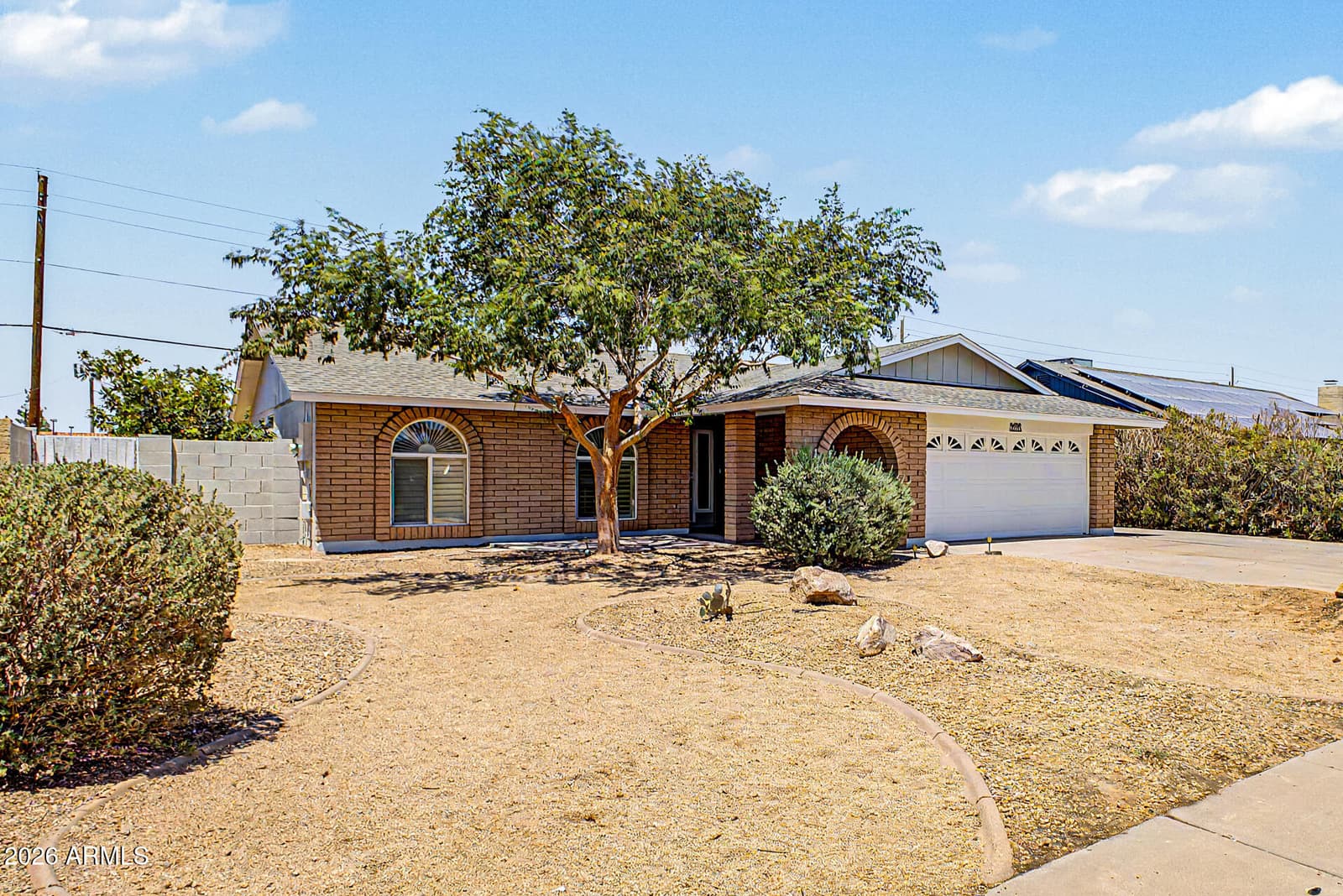 3410 W JUNIPER Avenue, Phoenix, AZ 85053 — photo 3 of 41