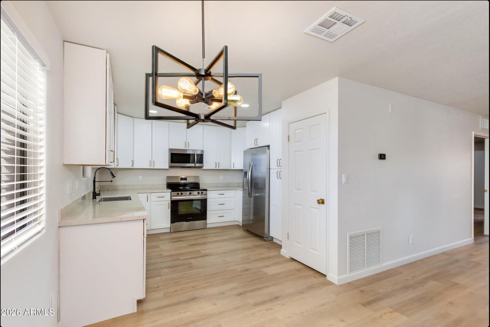 12222 N PARADISE VILLAGE Parkway S 440, Phoenix, AZ 85032 — photo 9 of 35