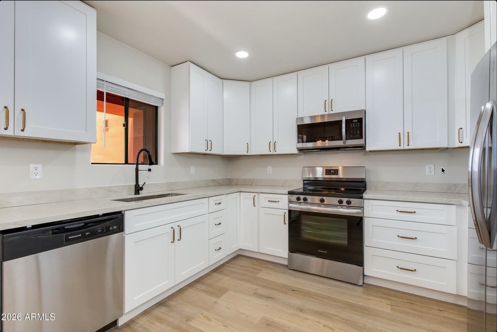 12222 N PARADISE VILLAGE Parkway S 440, Phoenix, AZ 85032 — photo 10 of 35