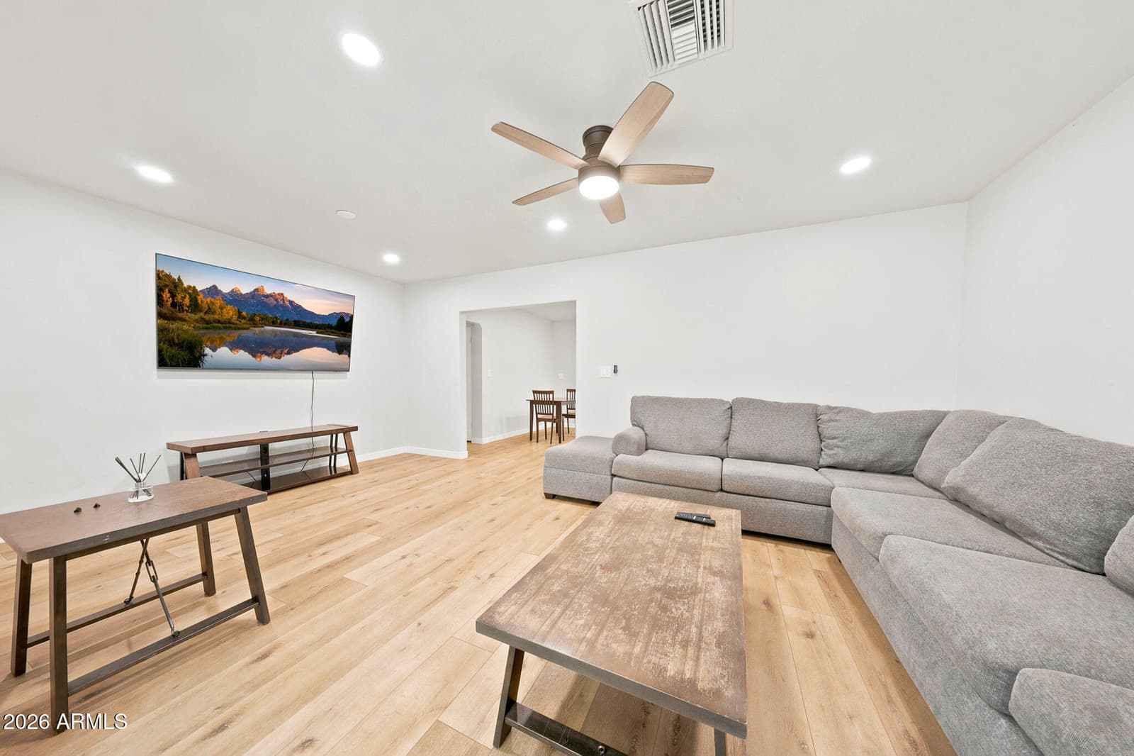 137 E VISTA DEL CERRO Drive, Tempe, AZ 85281 — photo 5 of 79