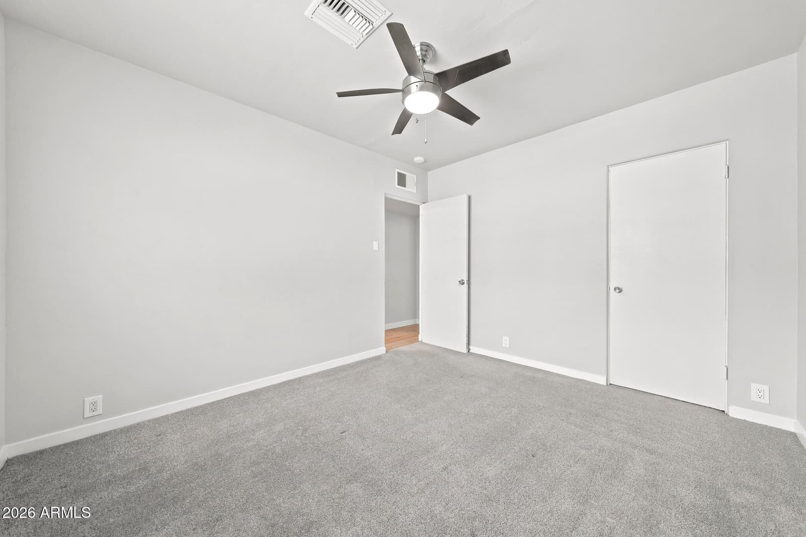 137 E VISTA DEL CERRO Drive, Tempe, AZ 85281 — photo 24 of 79