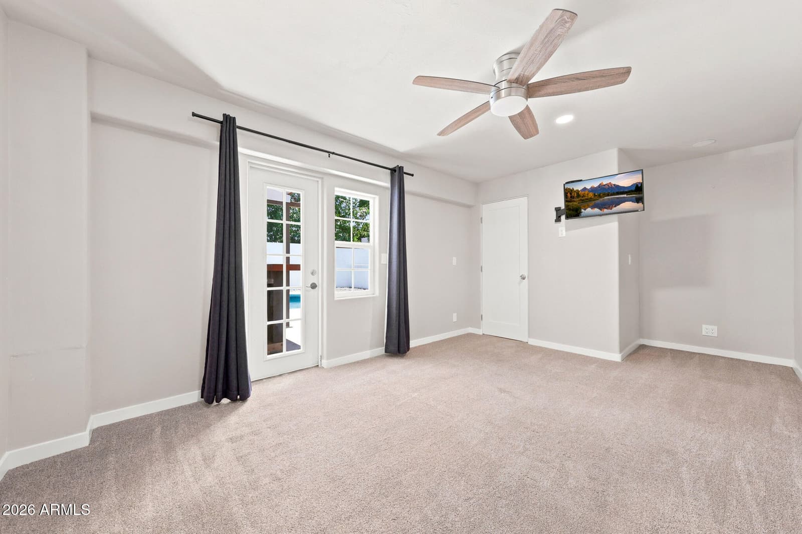 137 E VISTA DEL CERRO Drive, Tempe, AZ 85281 — photo 59 of 79