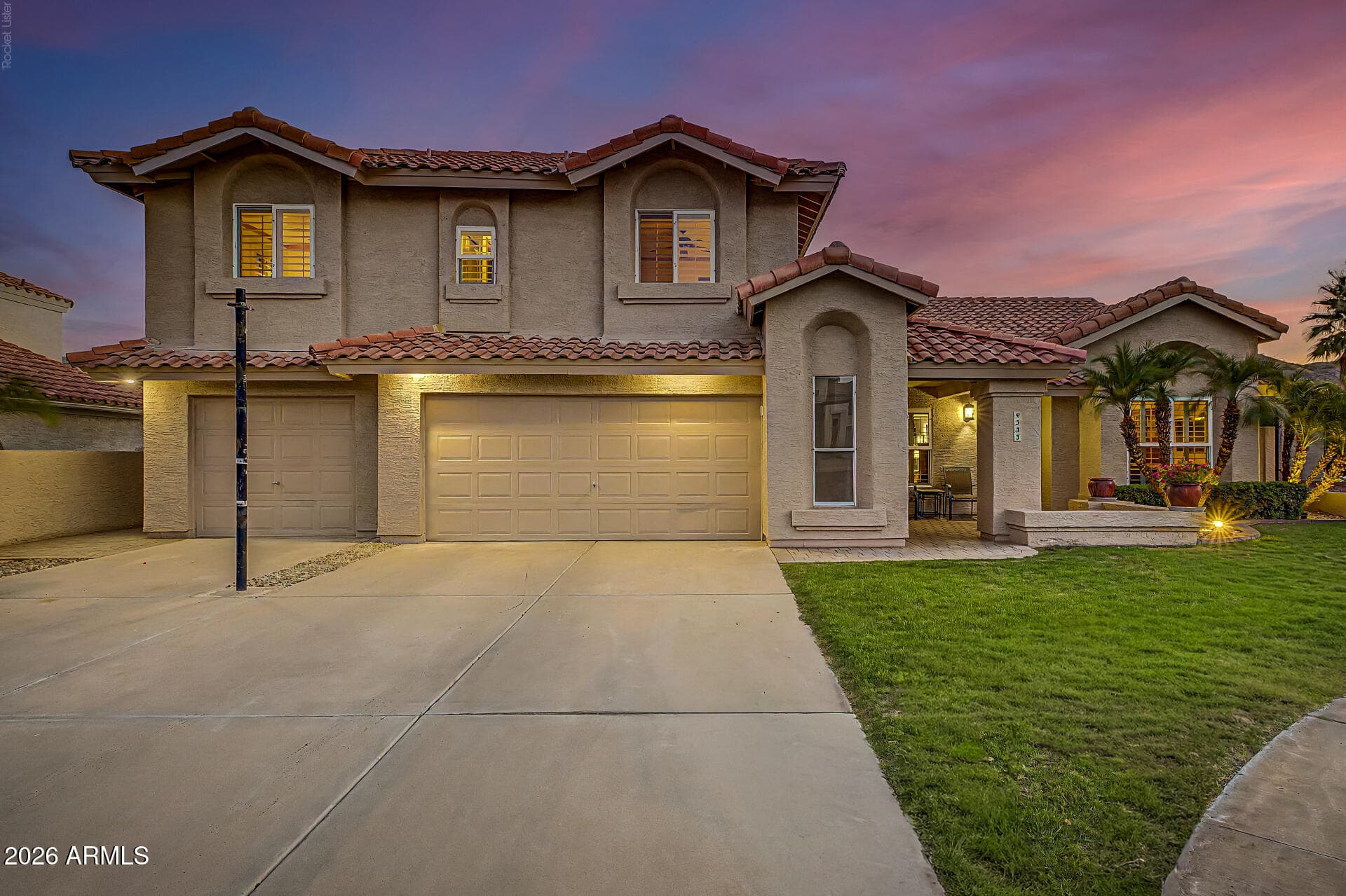 4333 E ALISO Canyon, Phoenix, AZ 85044 — photo 1 of 94
