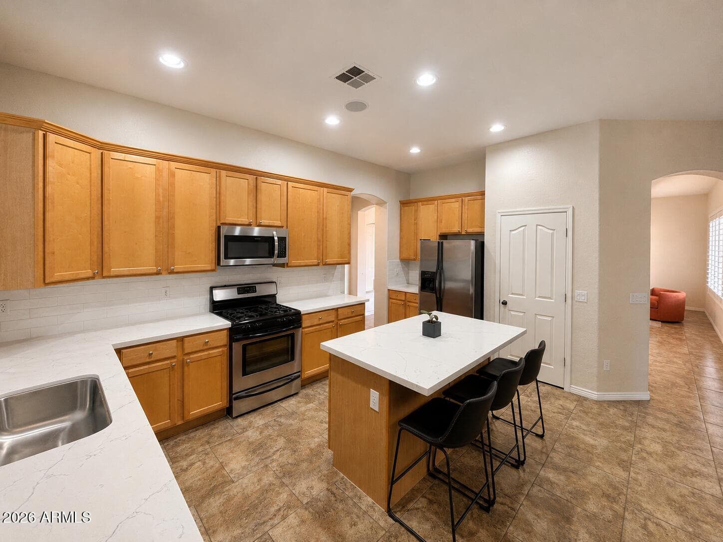 434 E SHEFFIELD Avenue, Gilbert, AZ 85296 — photo 8 of 35