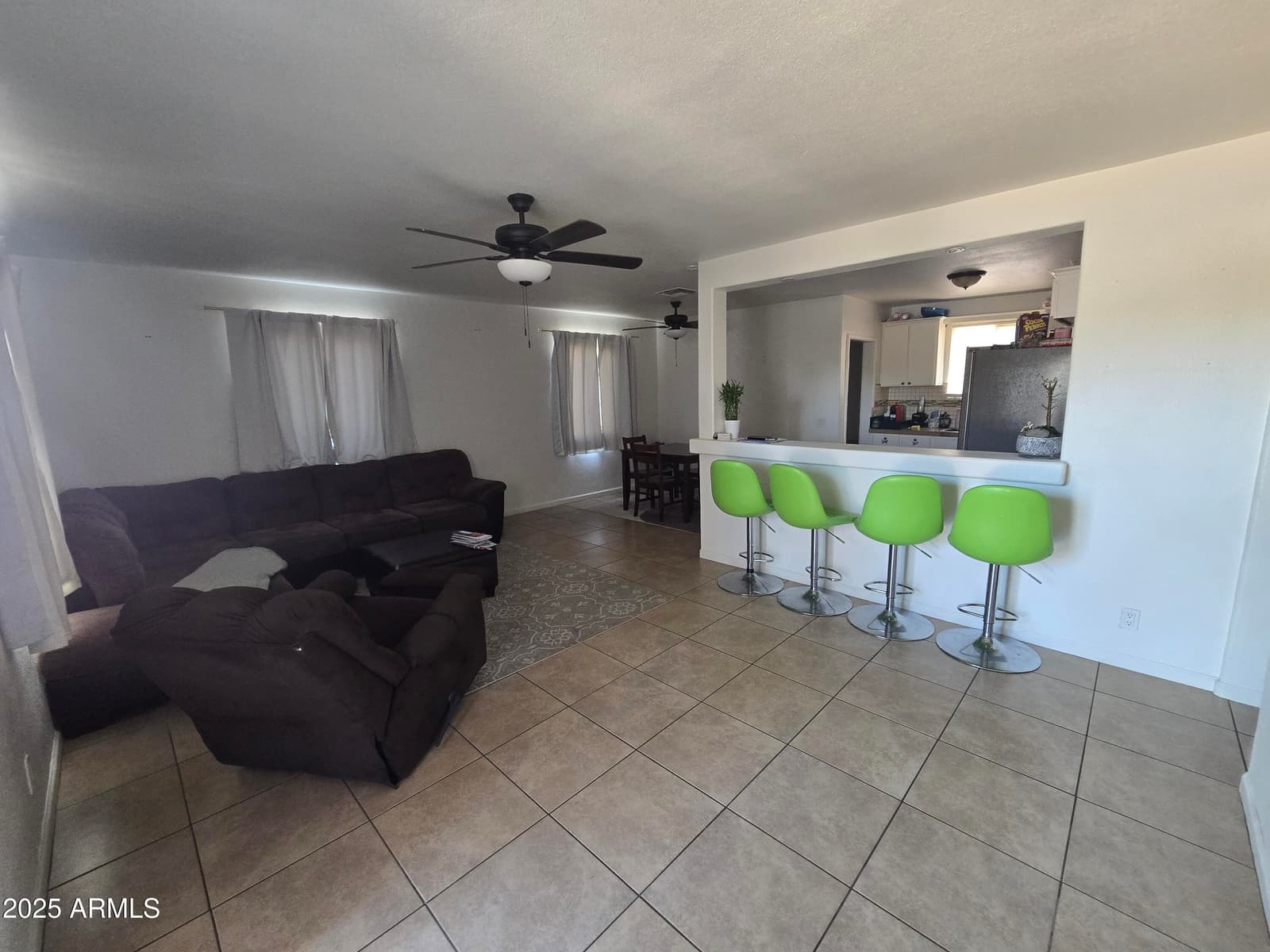 3845 N 15TH Avenue, Phoenix, AZ 85015 — photo 5 of 10