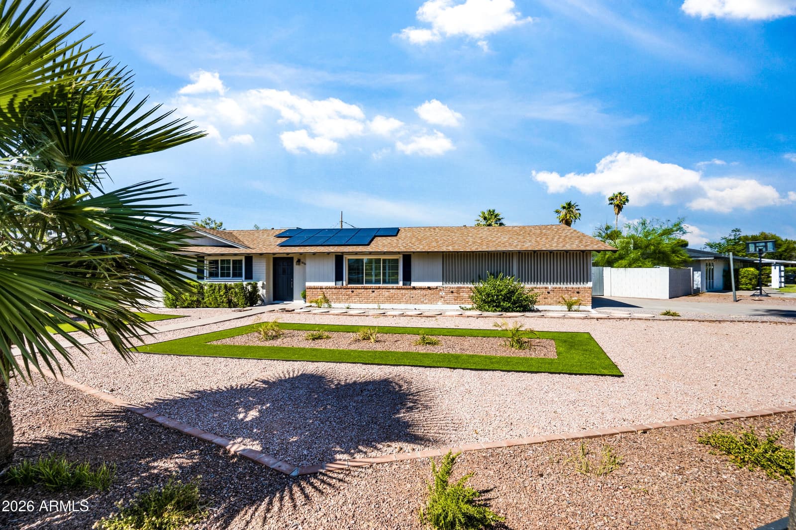 1010 E 6TH Place, Mesa, AZ 85203 — photo 4 of 34