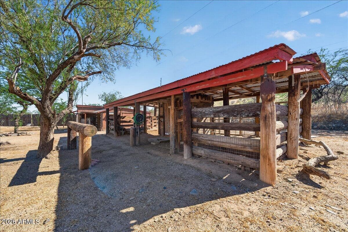 602 W CIRCLE MOUNTAIN Road, New River, AZ 85087 — photo 23 of 27