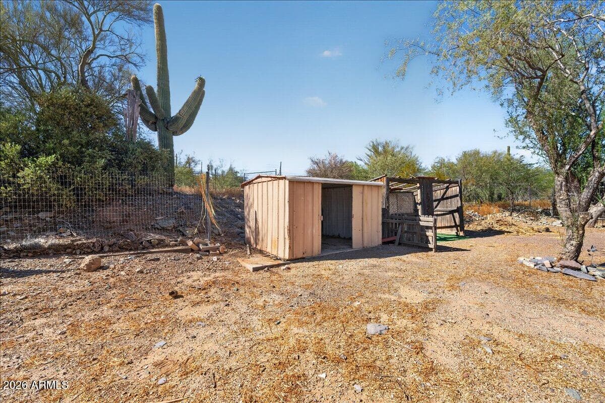 602 W CIRCLE MOUNTAIN Road, New River, AZ 85087 — photo 26 of 27